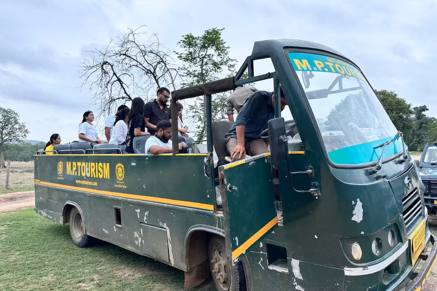 Canter Safari in India Canter Safari in India