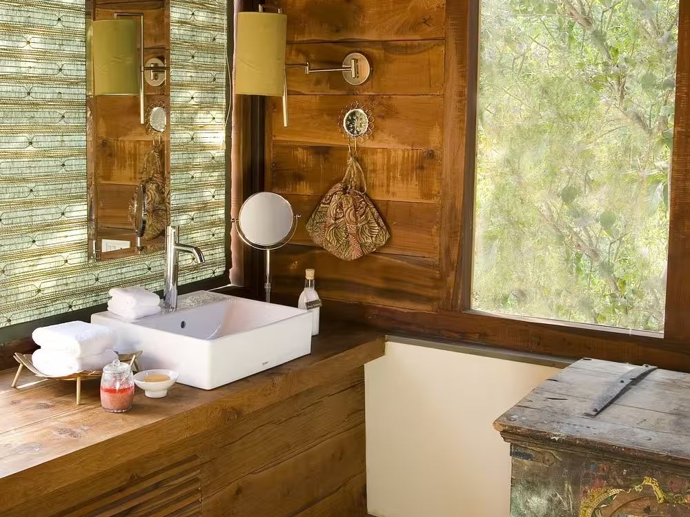 Baghvan Taj Pench Bathroom