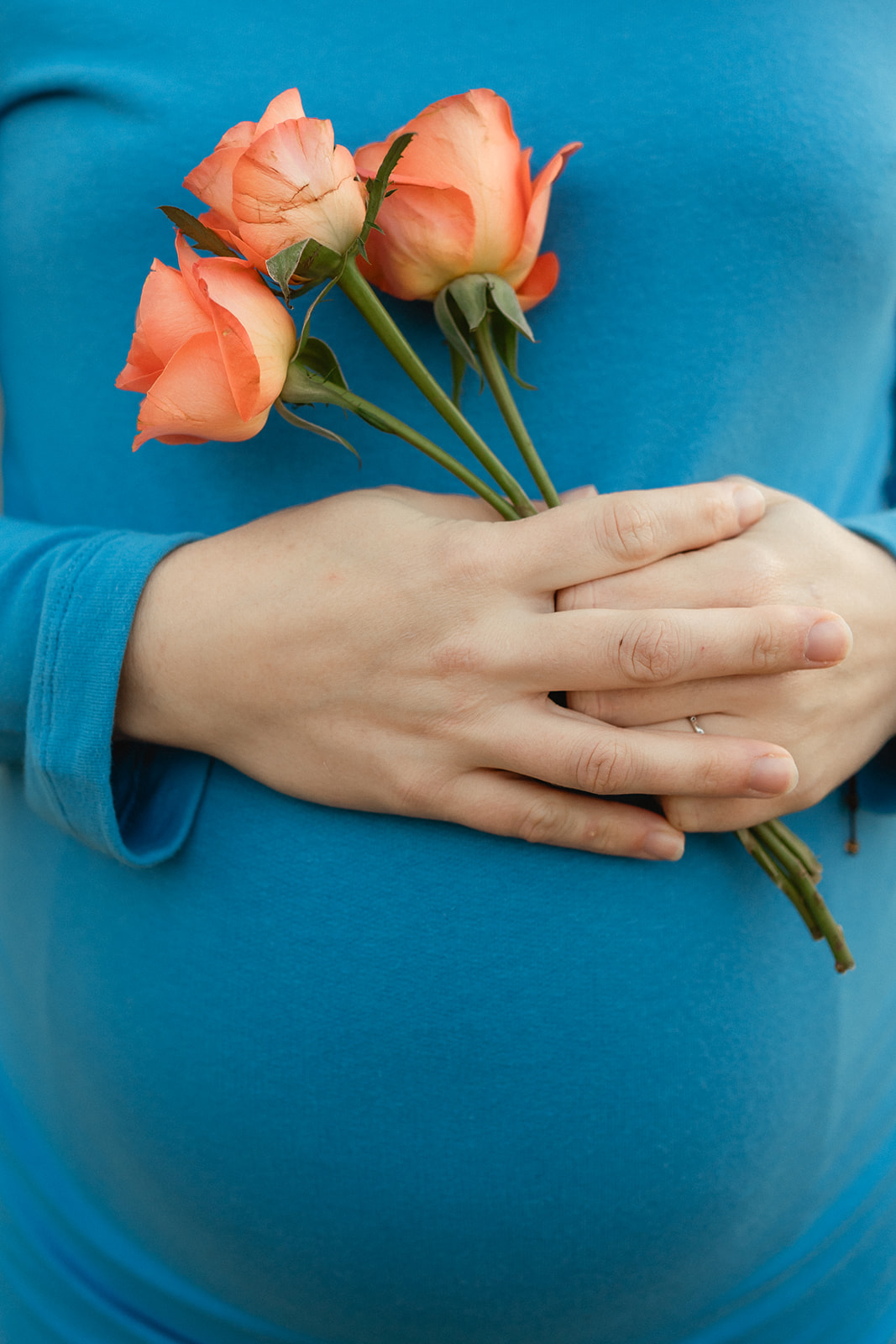Sesión de embarazo en el País Vasco: una sesión de otoño y su luz bonita