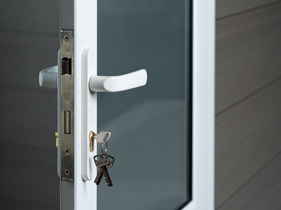 abri composite serrure