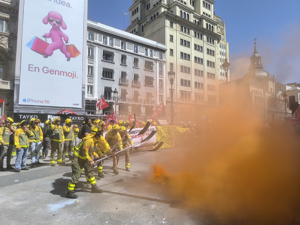 Solidaridad con la huelga de Bomberos Forestales de Madrid