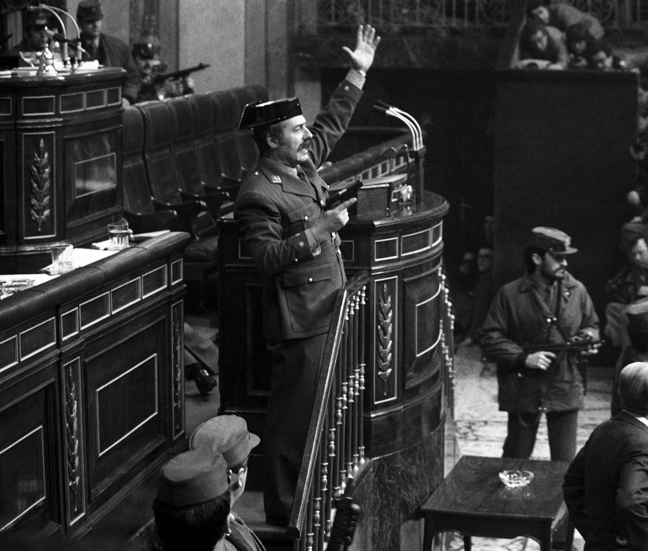 Ante la desclasificación de los documentos secretos del 23F