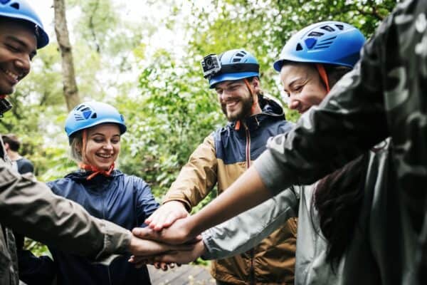 Which companies organize team building events?