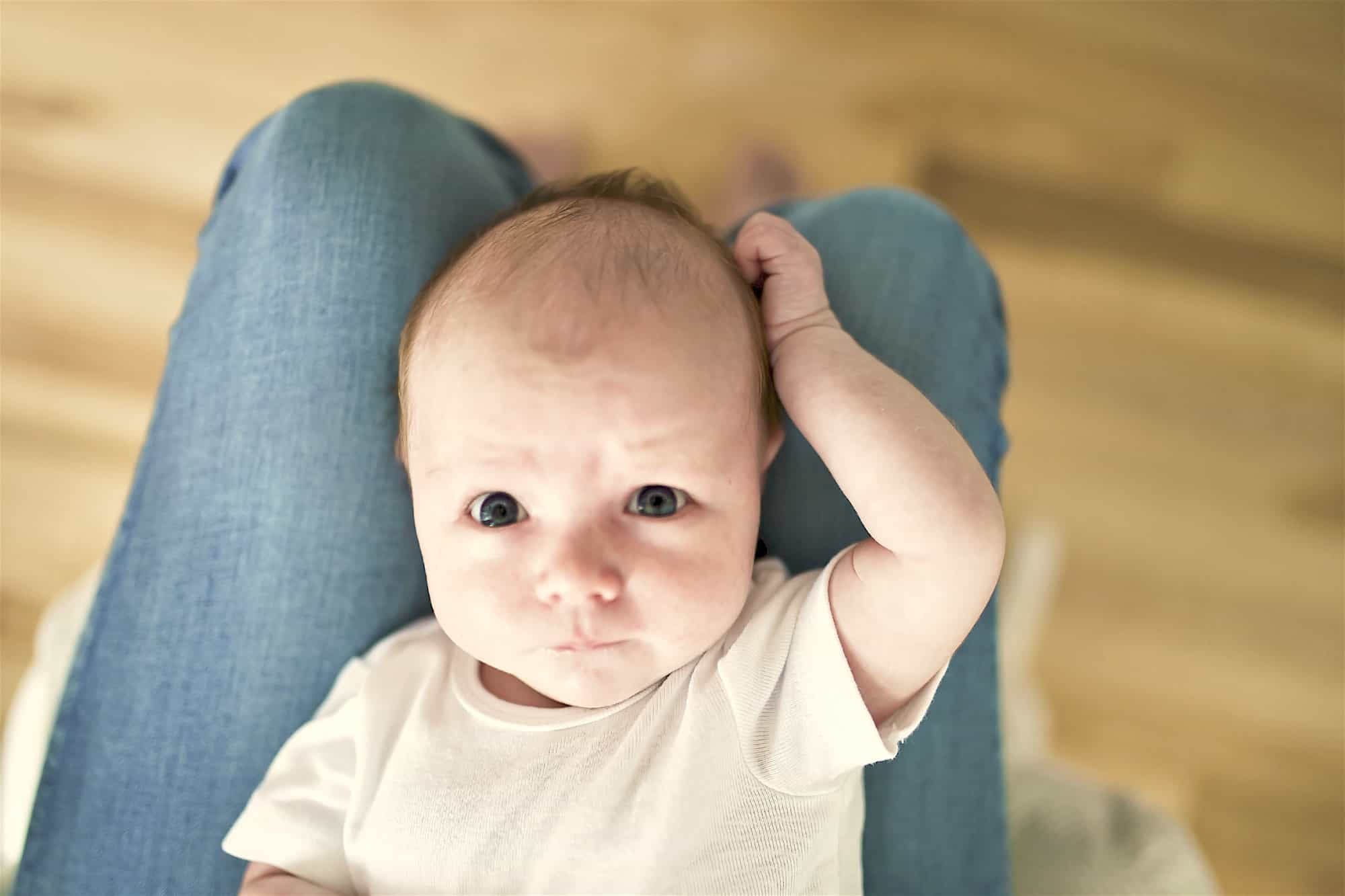 En qué piensa mi bebé?, image size:2000x1333