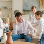 ¿Por qué no debes llamar pesados a tus hijos?
