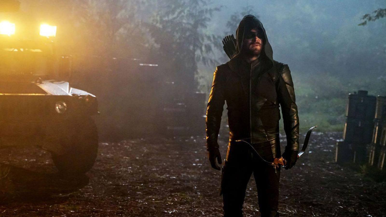 Arrow Saison 9 Streaming Stephen Amell fait allusion au retour d'Arrow avec une saison 9