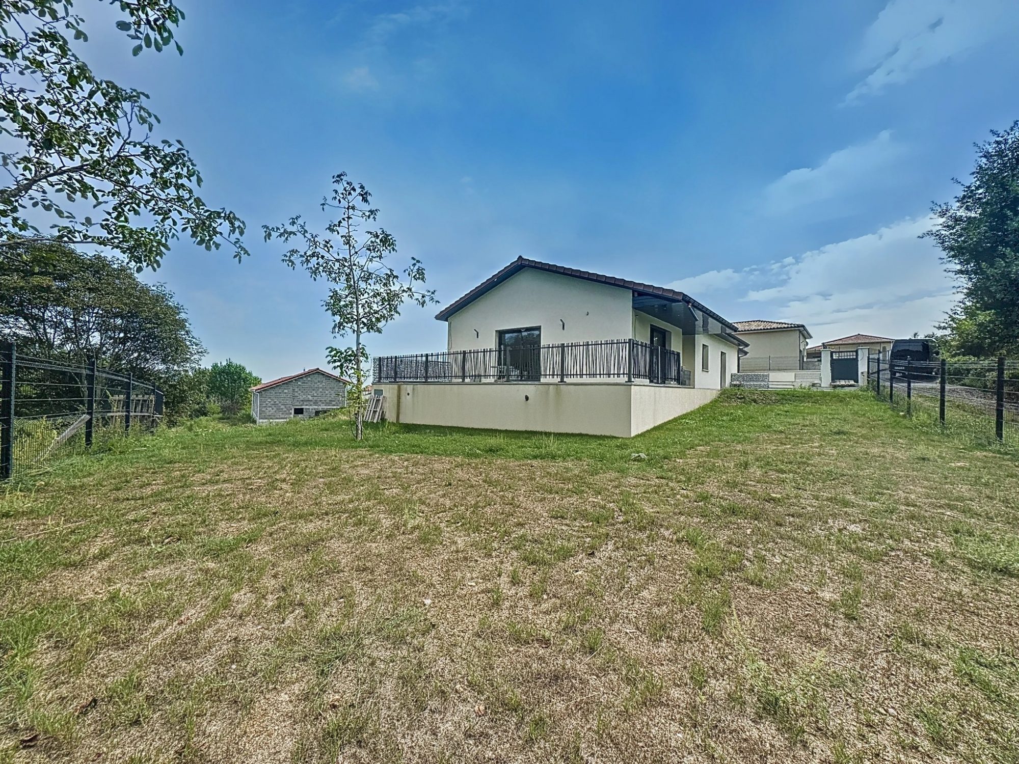 Maison neuve T5 125m² sur 774m² de terrain