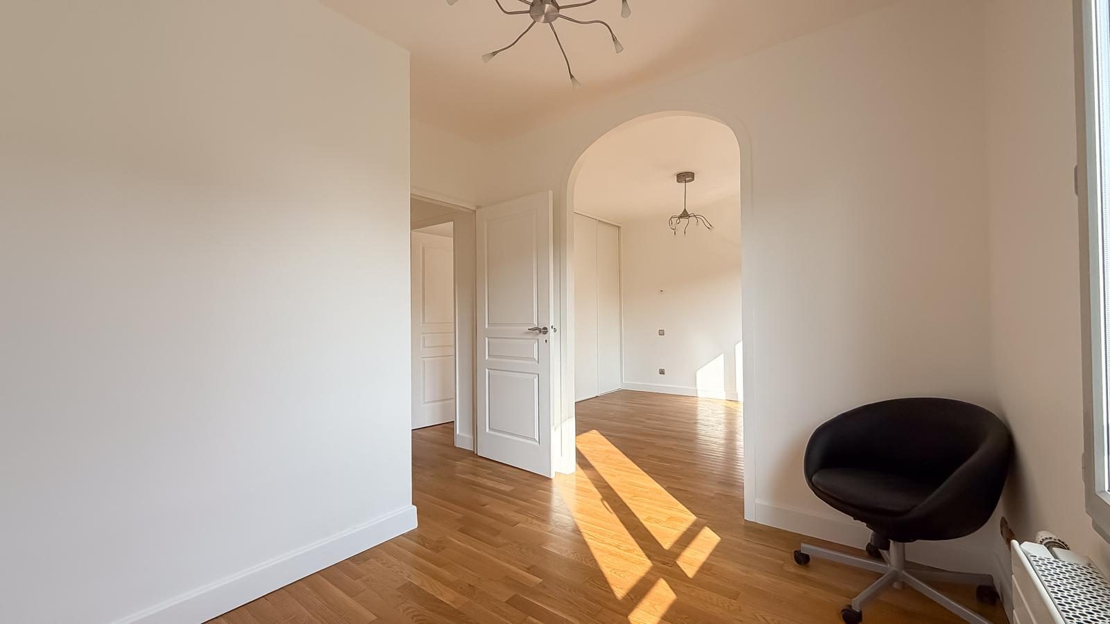 Maison de ville contemporaine  avec jardin et garage Villeurbanne 69100