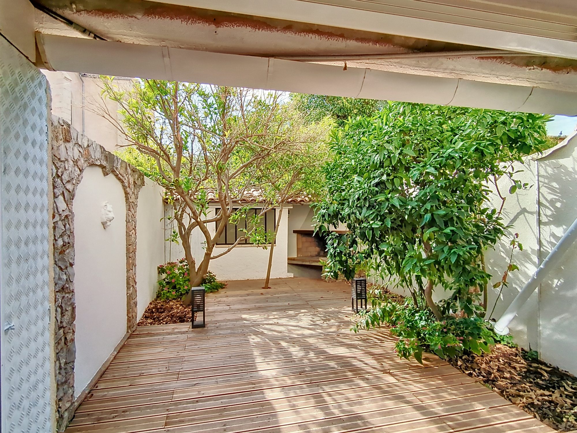 BALARUC LES BAINS: Maison R+2 T4 74.26m², Jardin, Abri voiture