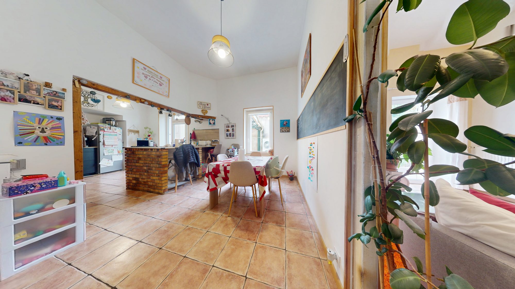 Maison - 6 pièces - 194 m² - Brassac-les-Mines (63570)