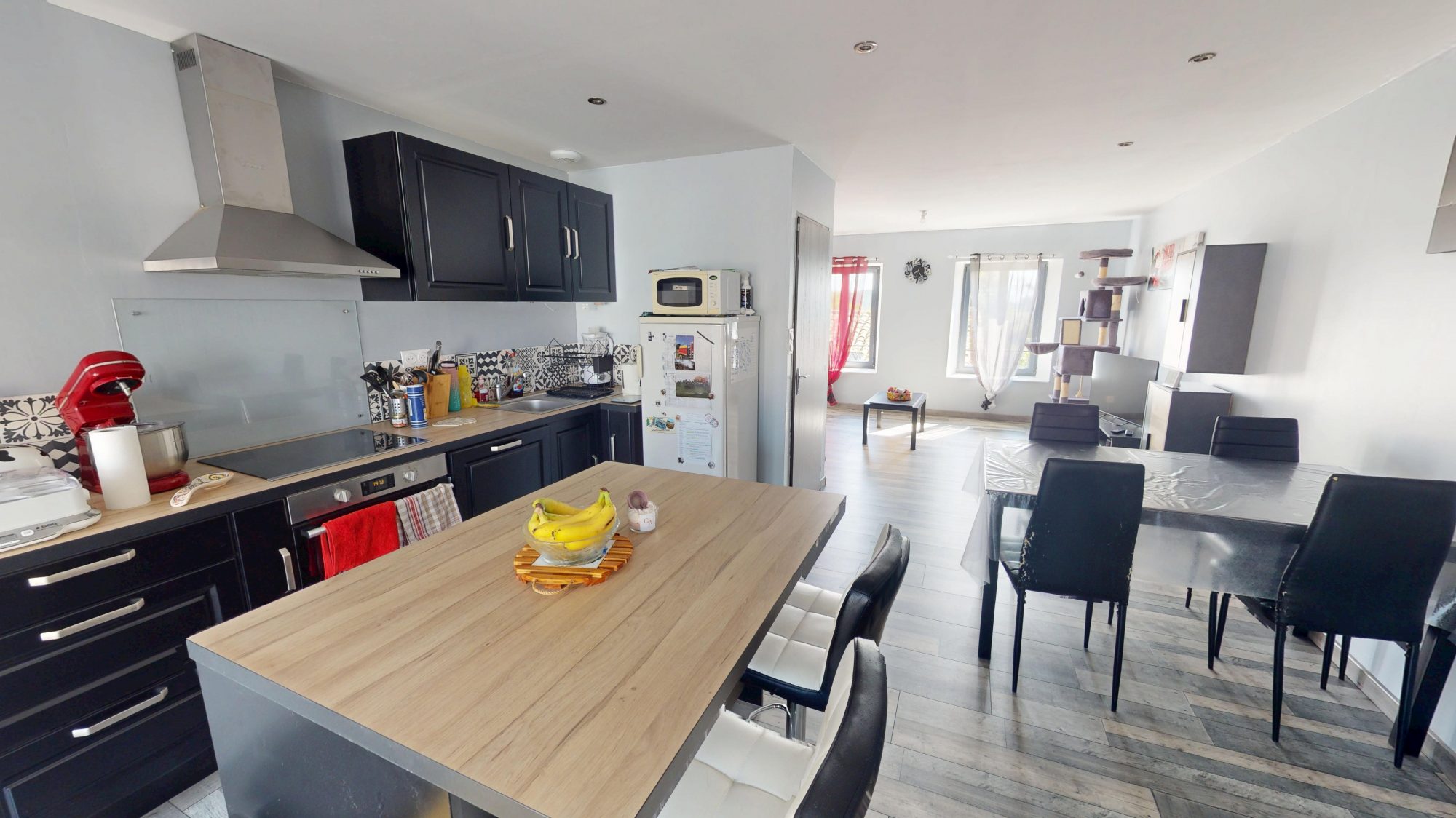 Maison de ville avec rendement locatif Saint-Pierre-du-Champ 43810