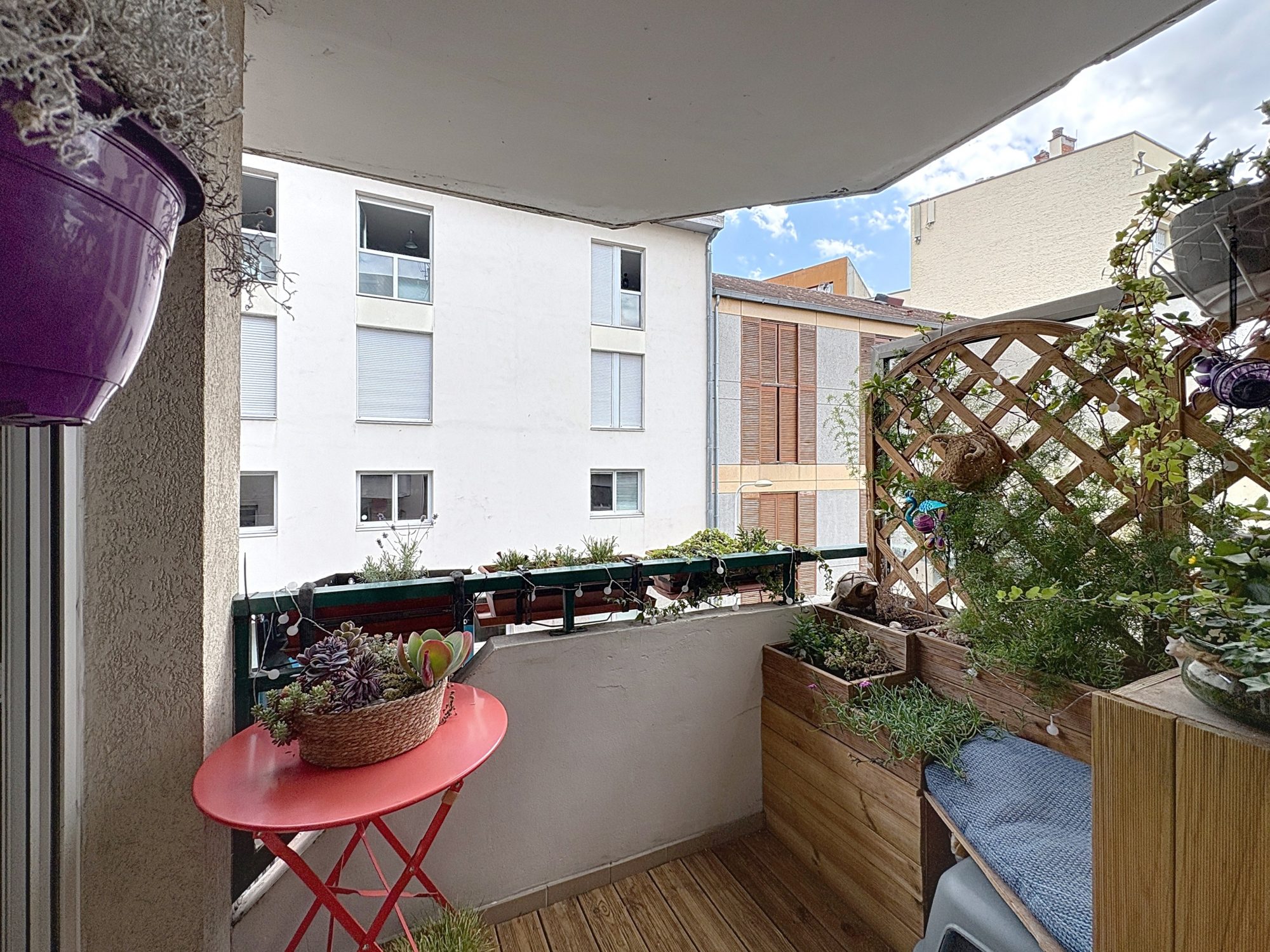 T3 de 88m² traversant - Balcon 3m² - Plateau Croix-Rousse