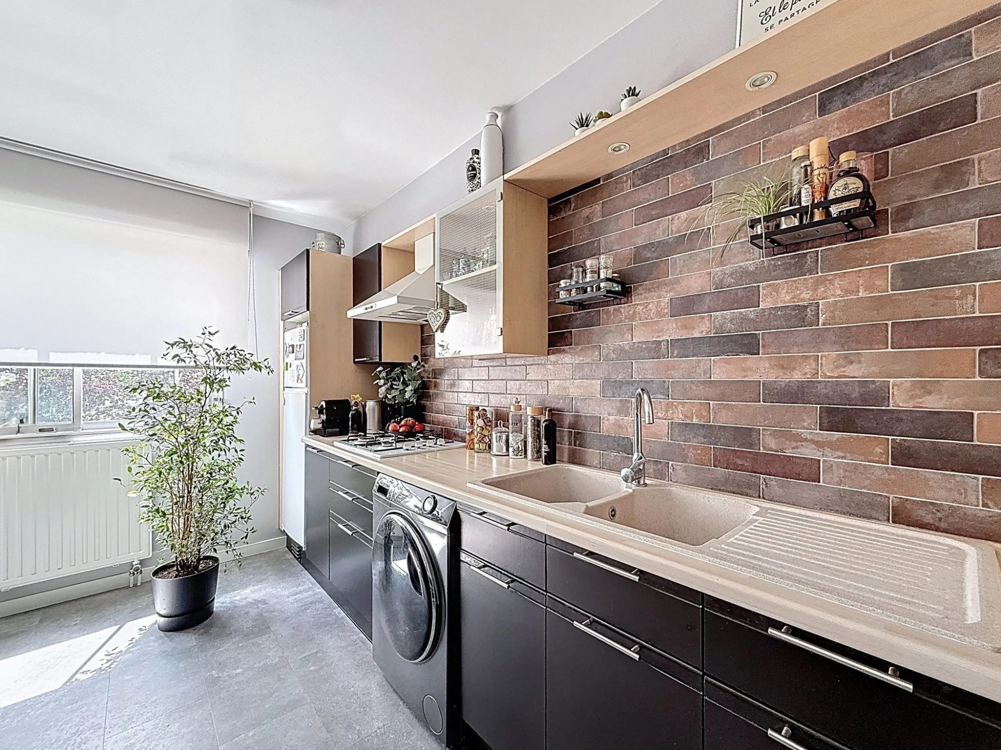 Grand T2 lumineux proche centre ville
