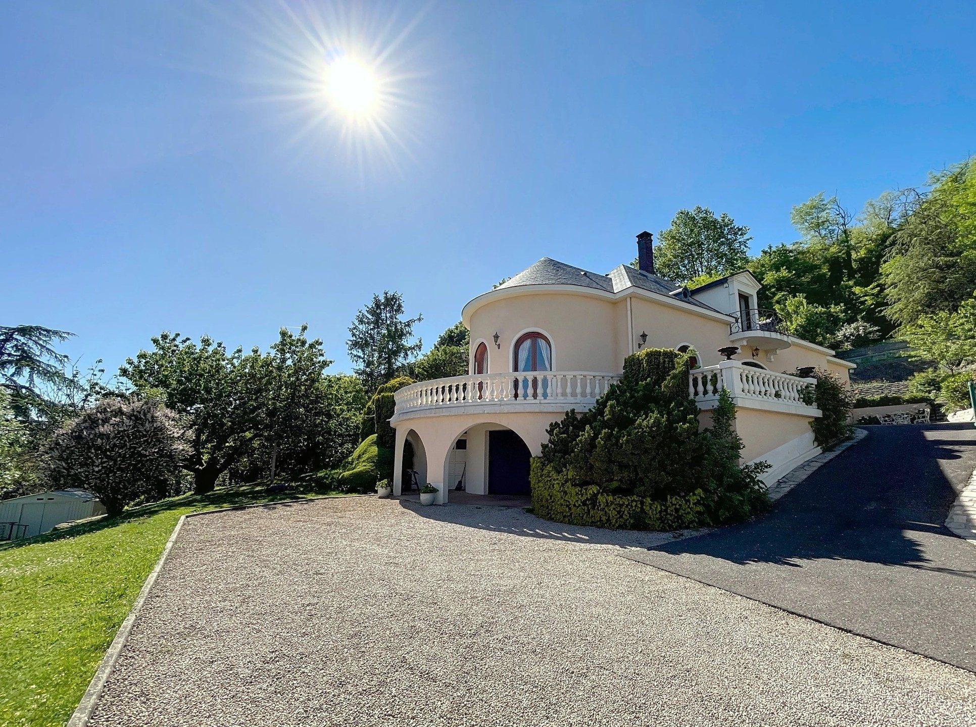 Propriété d'exception- 6 pièces - Vue panoramique - terrain 1682 m² - terrain 16