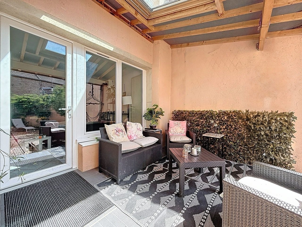 MAISON 6 pièces 116 m2 (137 au sol)