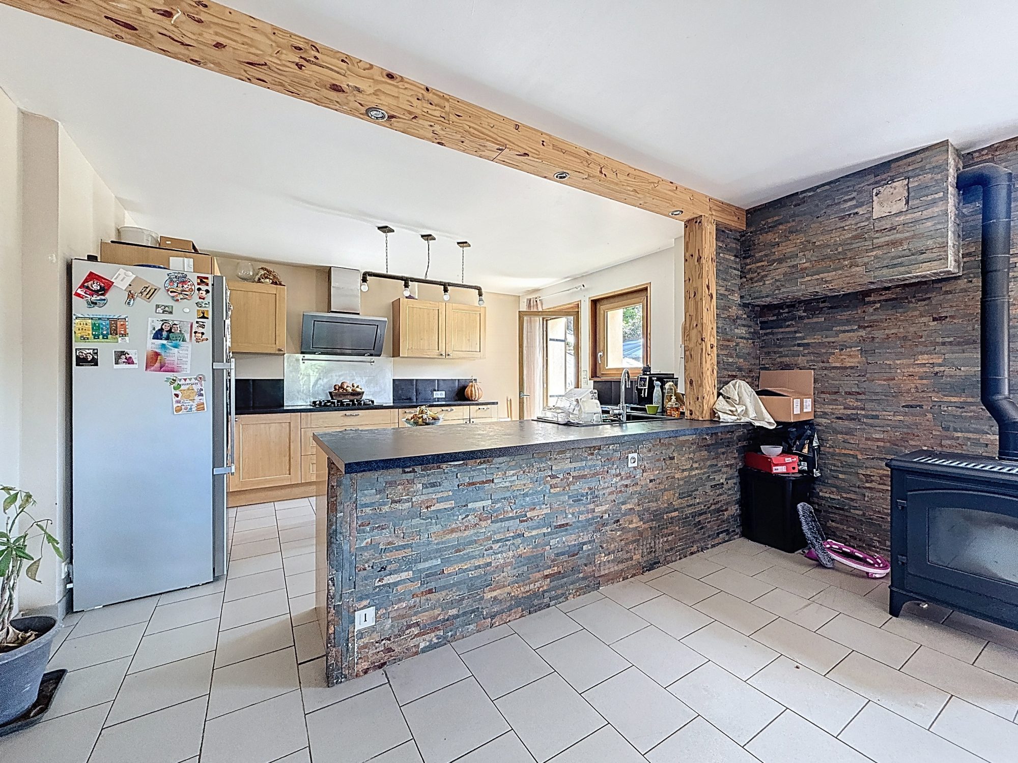 Maison à joux renovée 3/4 Chambres Tarare 69170