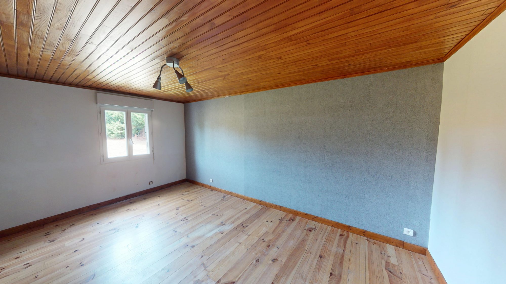 Ferme en pierres sur terrain attenant Chomelix 43500