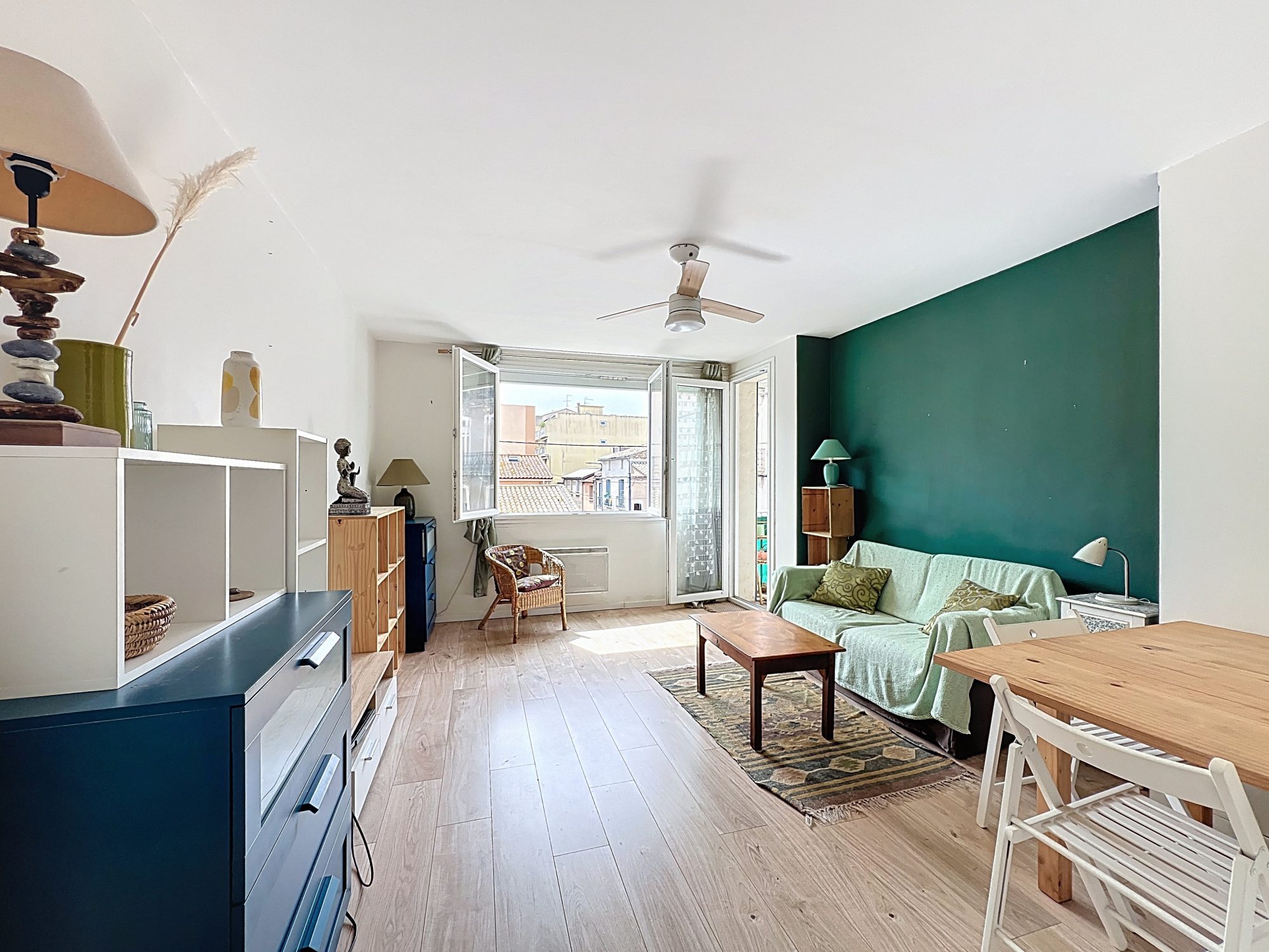 SÈTE : Centre ville, Appartement T3, Traversant, Balcon, Cellier