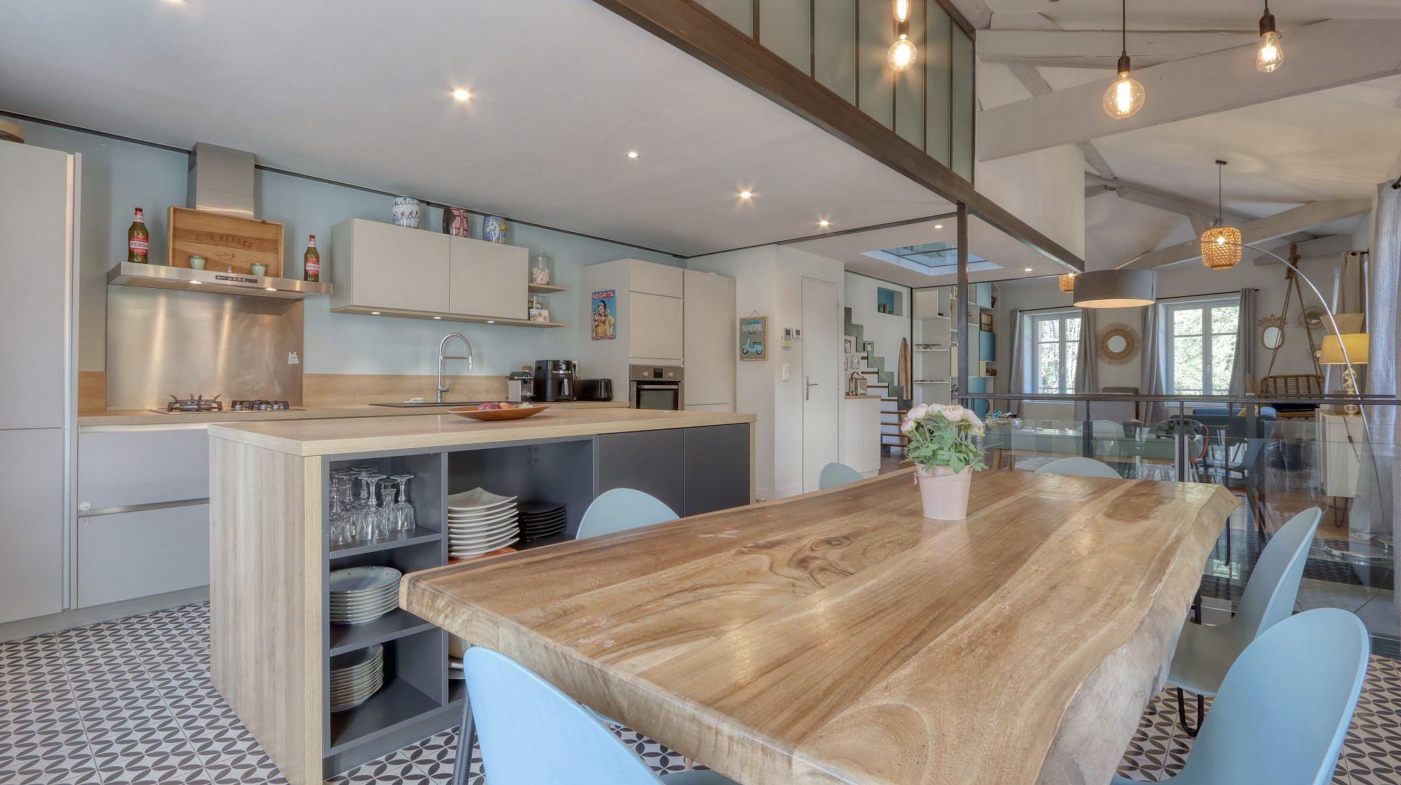 Au coeur du centre d'Écully - Charmante maison avec piscine Écully 69130