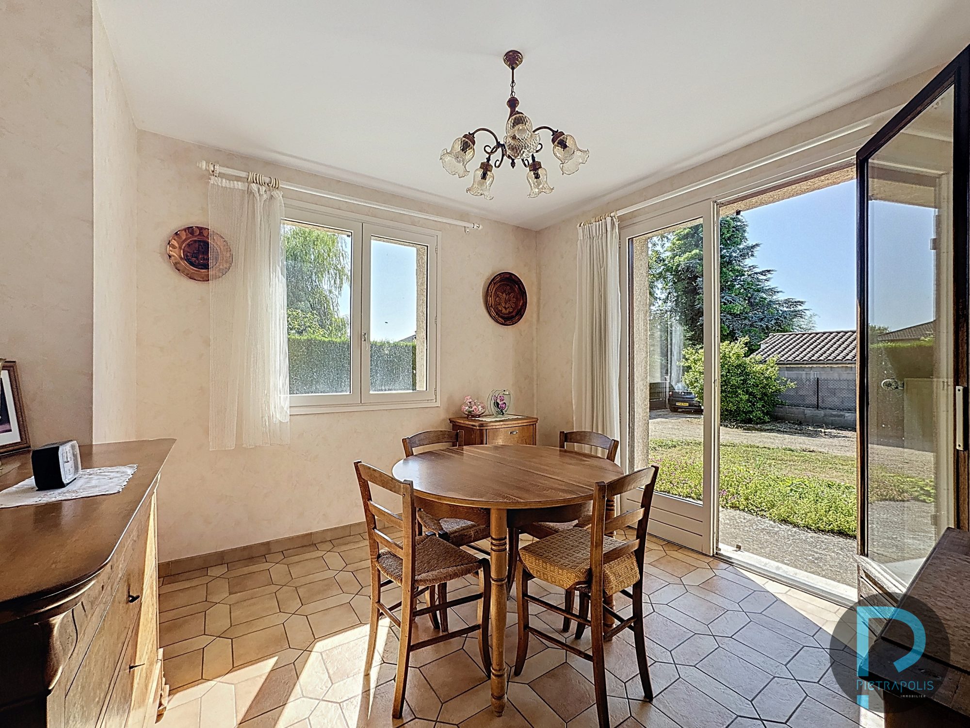 MAISON 4 CHAMBRES - CENTRE CIVRIEUX civrieux 01390