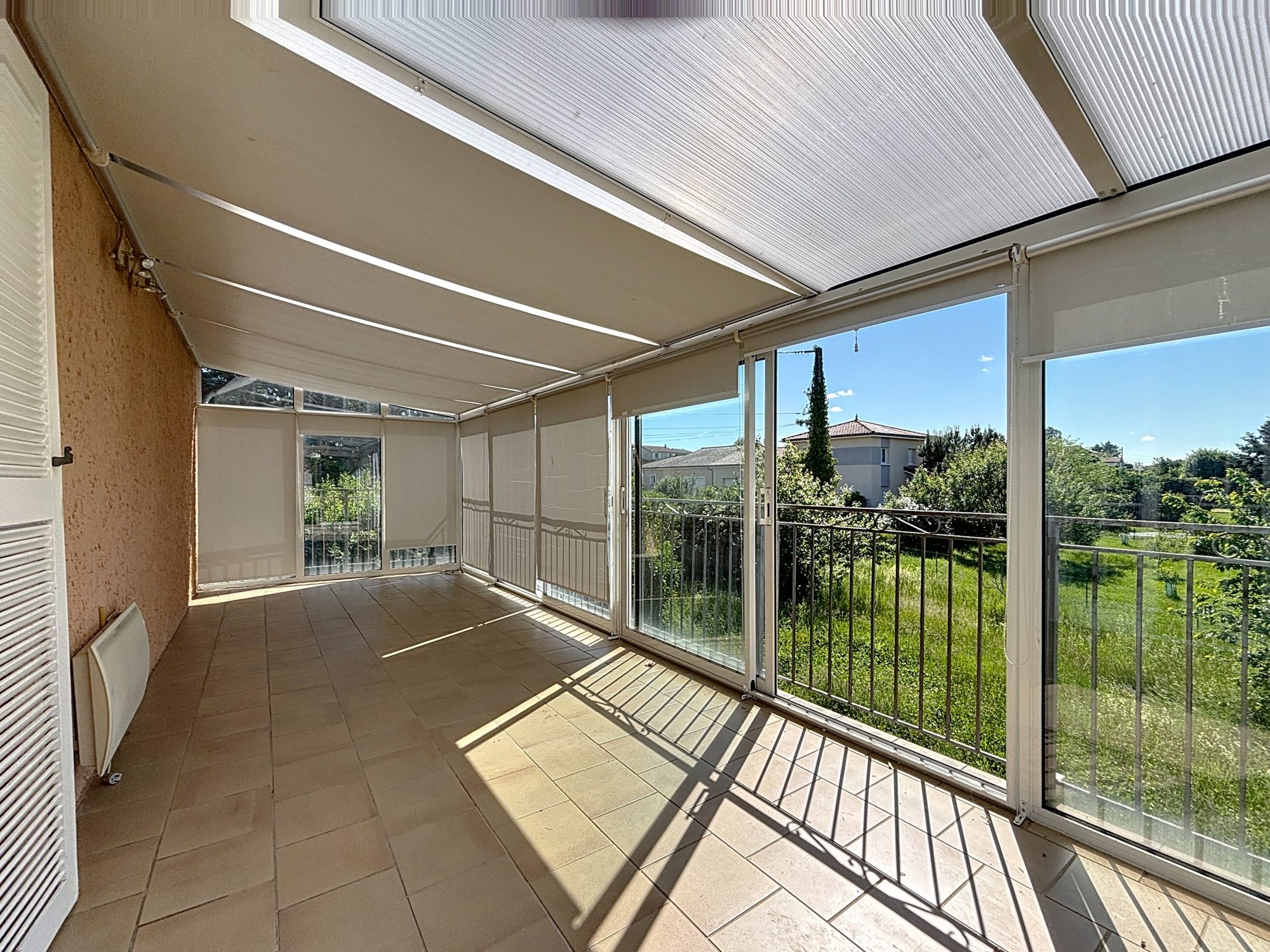 Maison avec grand terrain