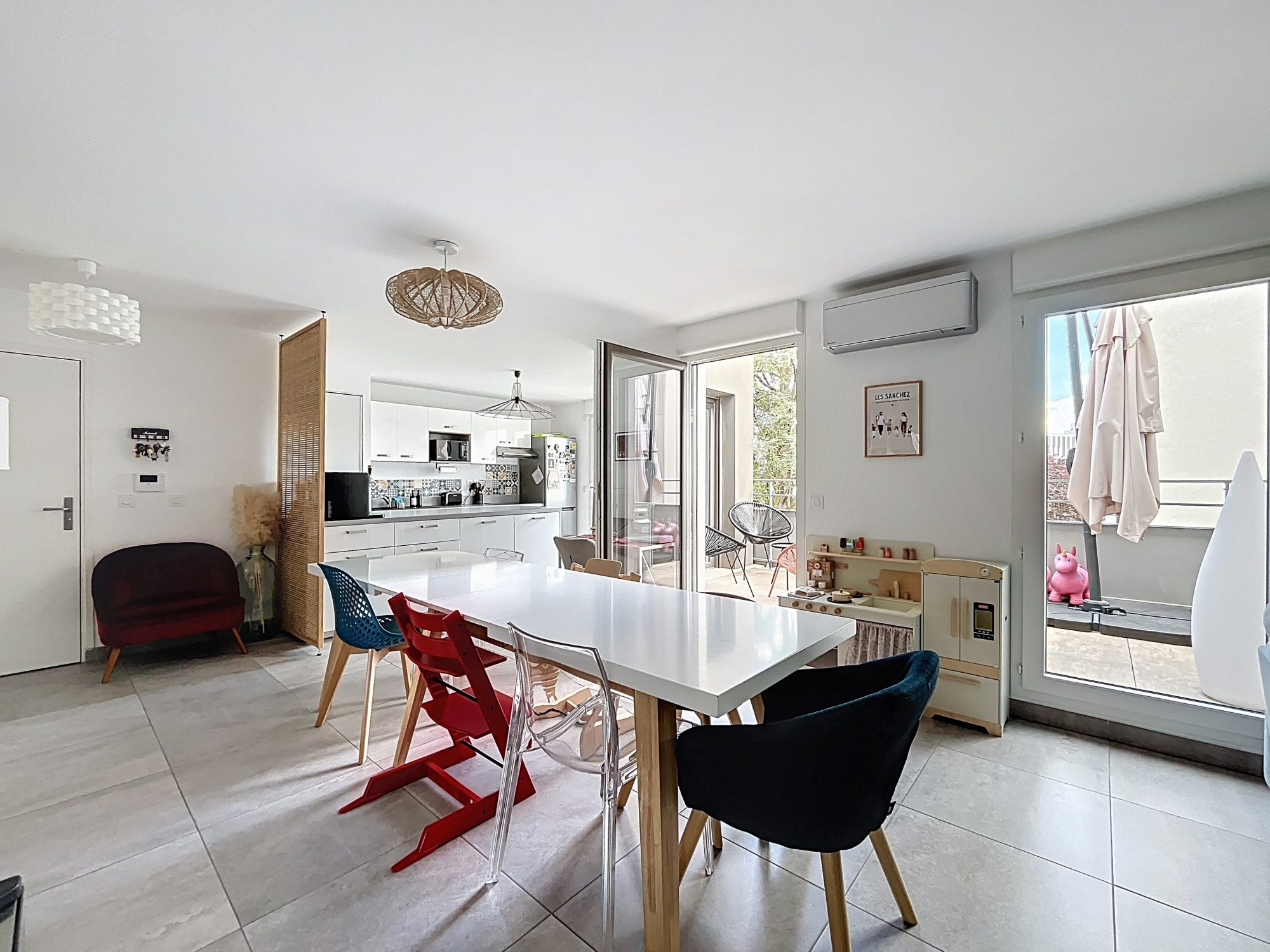 Magnifique duplex au calme avec 4 chambres et balcon Champagne-au-Mont-d'Or 69410