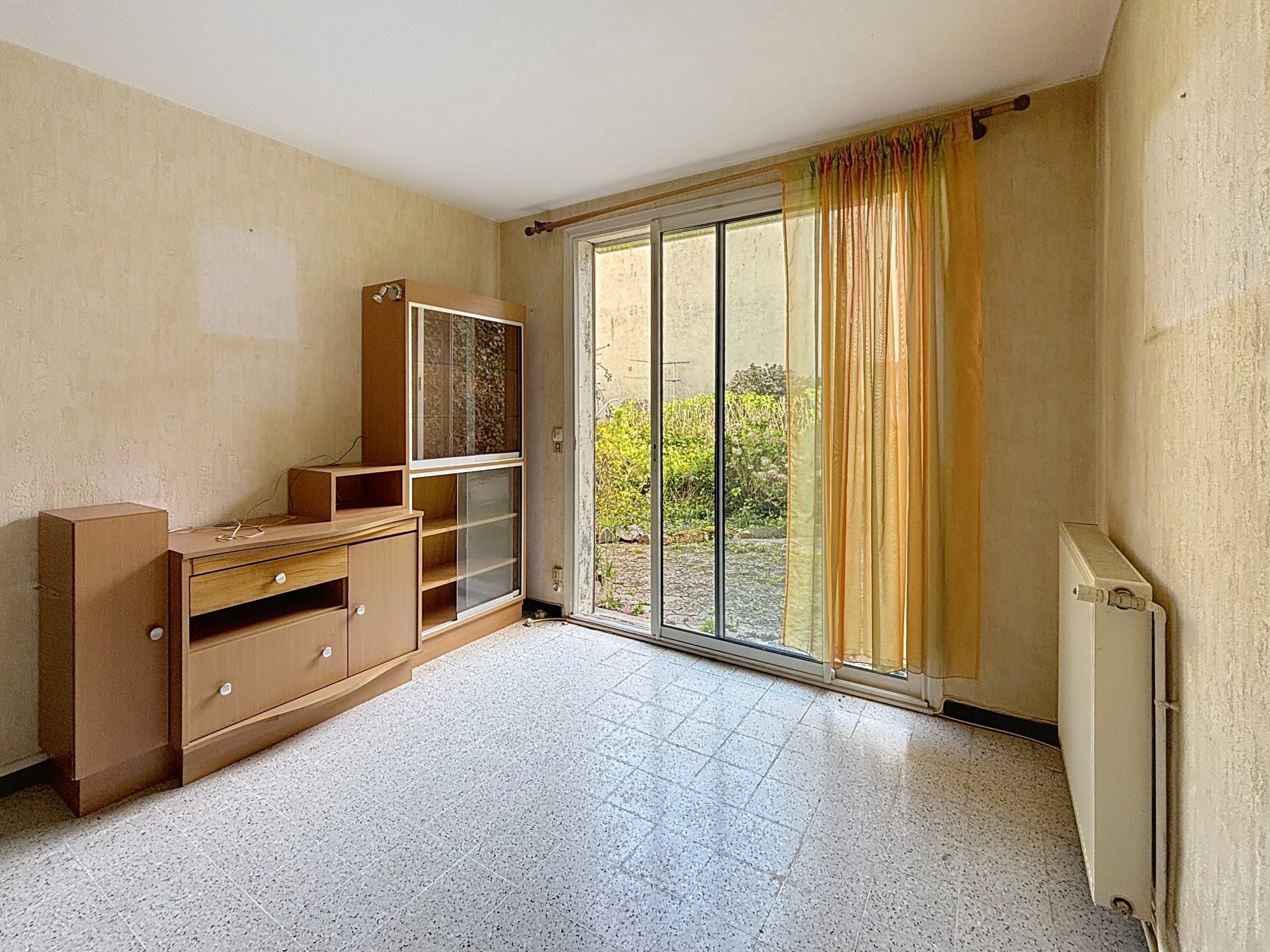 Spacieuse maison de village avec jardin Roanne 42300