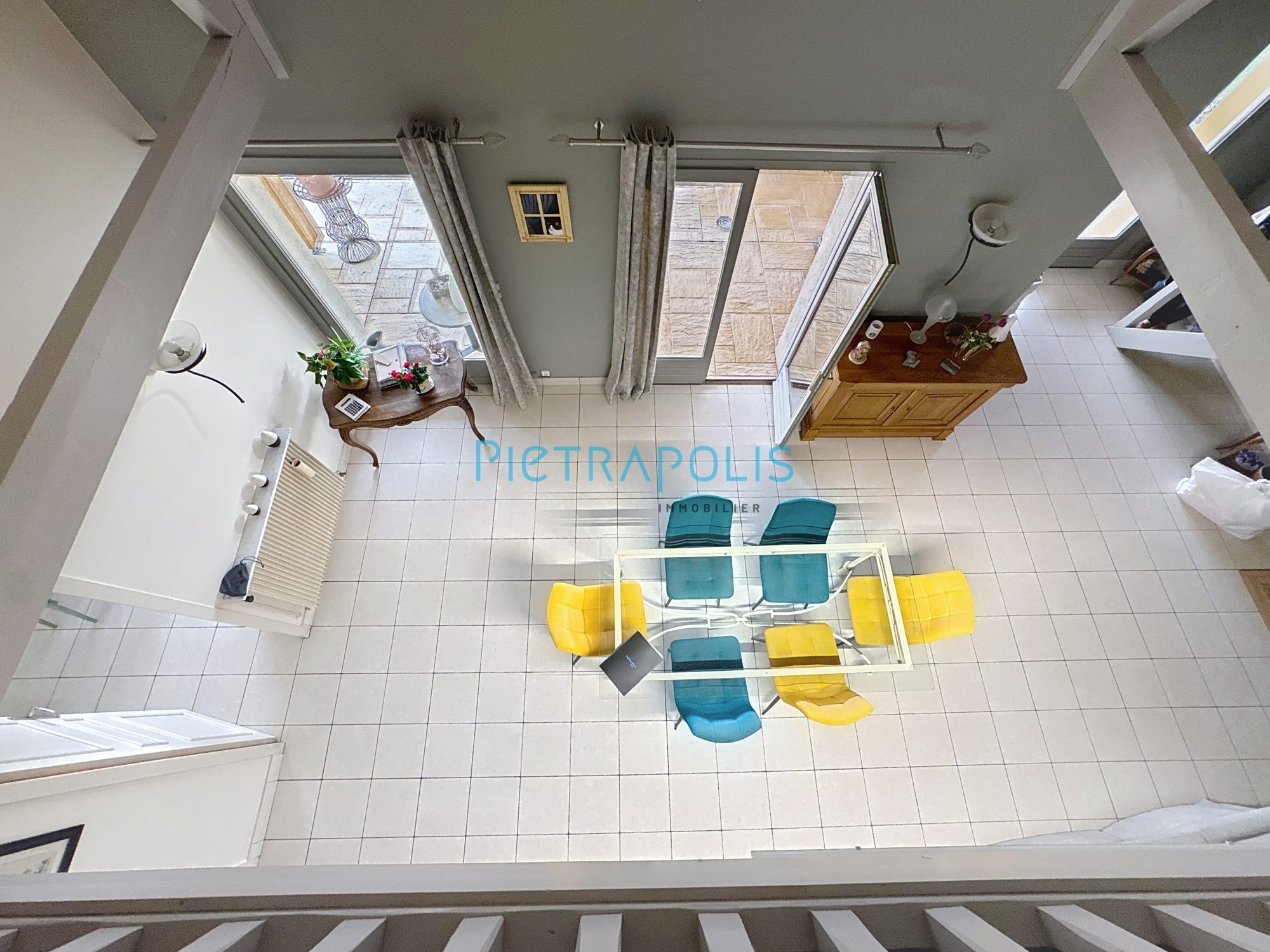 VUE PANORAMIQUE, PISCINE , GARAGE XXL REYRIEUX