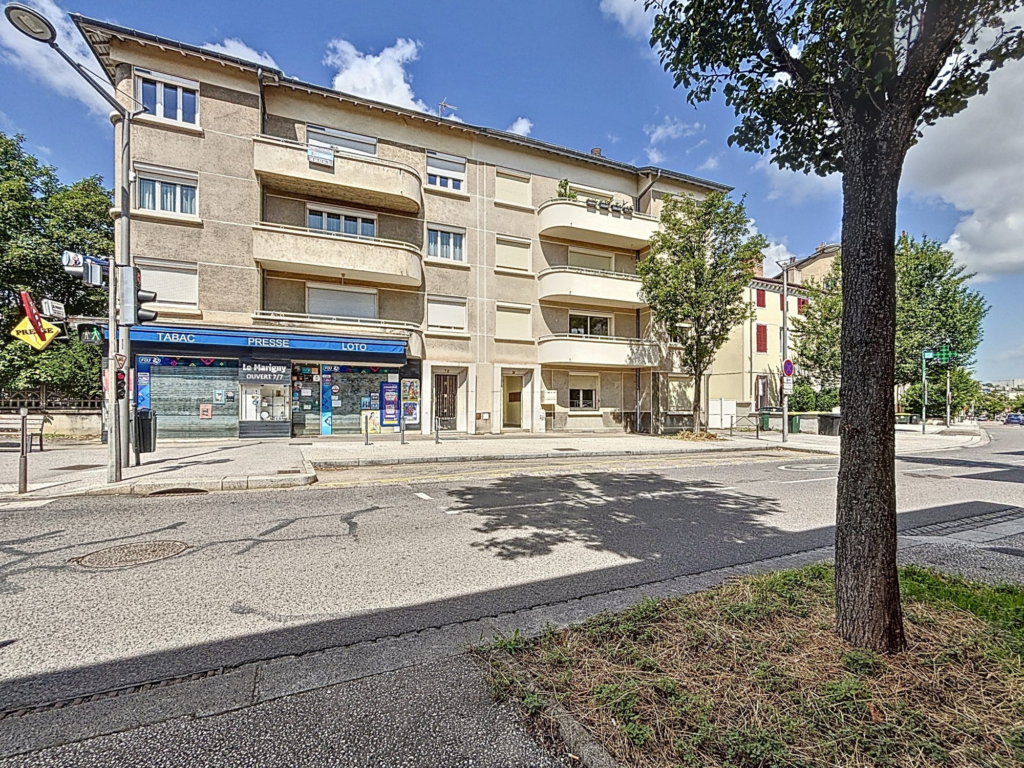 T4 de 90 m², dernier étage, balcon, garage et cave Oullins 69600