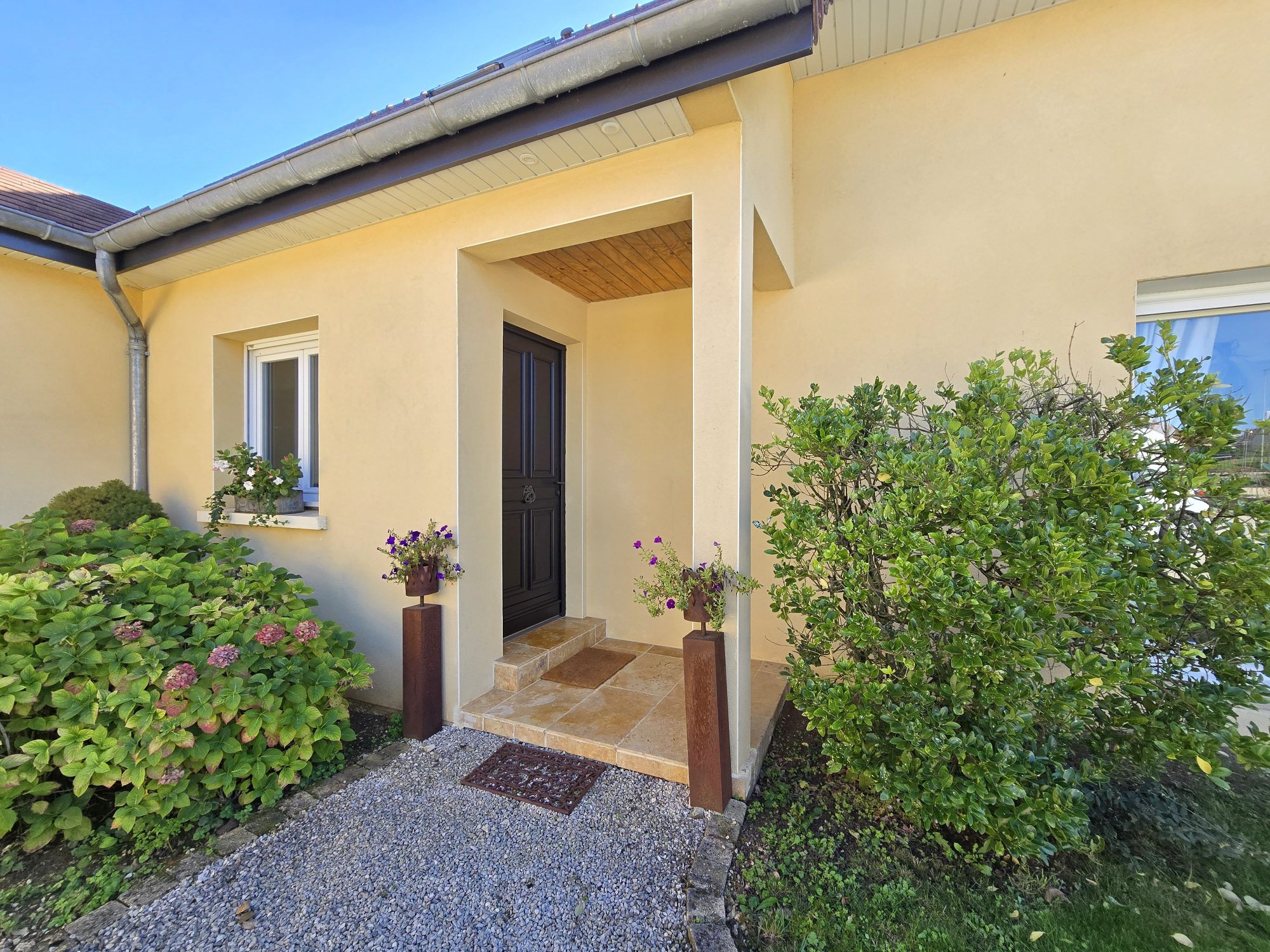 Maison familiale 175m² - 8 Pièces - 6 Chambres - Piscine Bellefond 21490