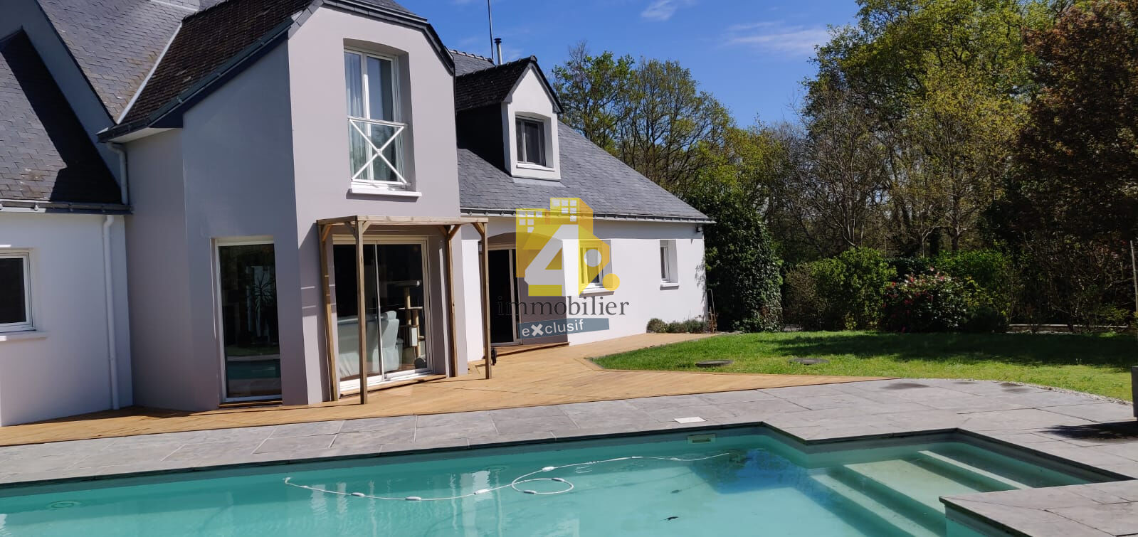 Maison Sainte Anne Sur Brivet 9 pièces