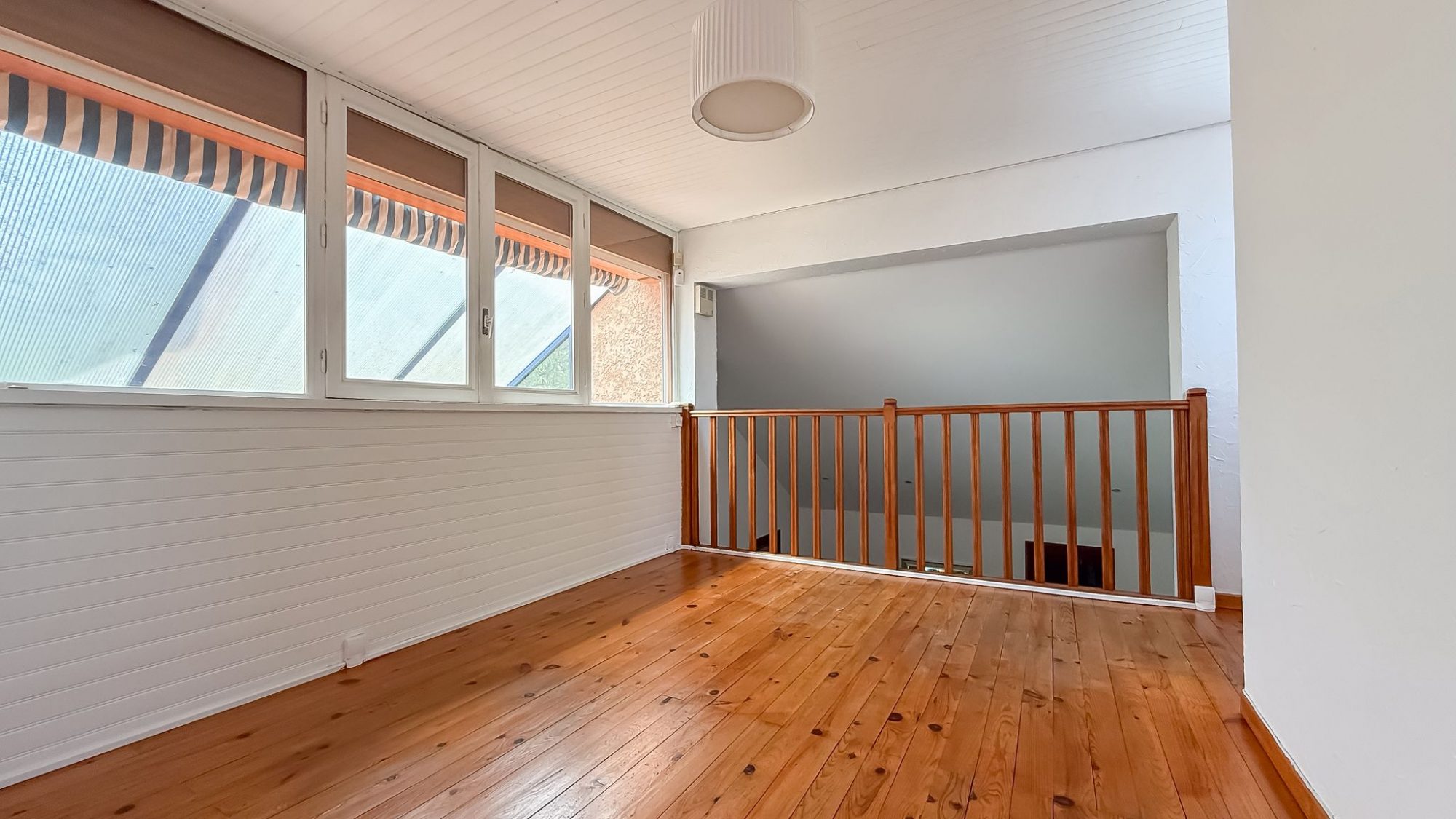 Maison 5 chambres/grand jardin et   garage Fontaines-sur-Saône 69270