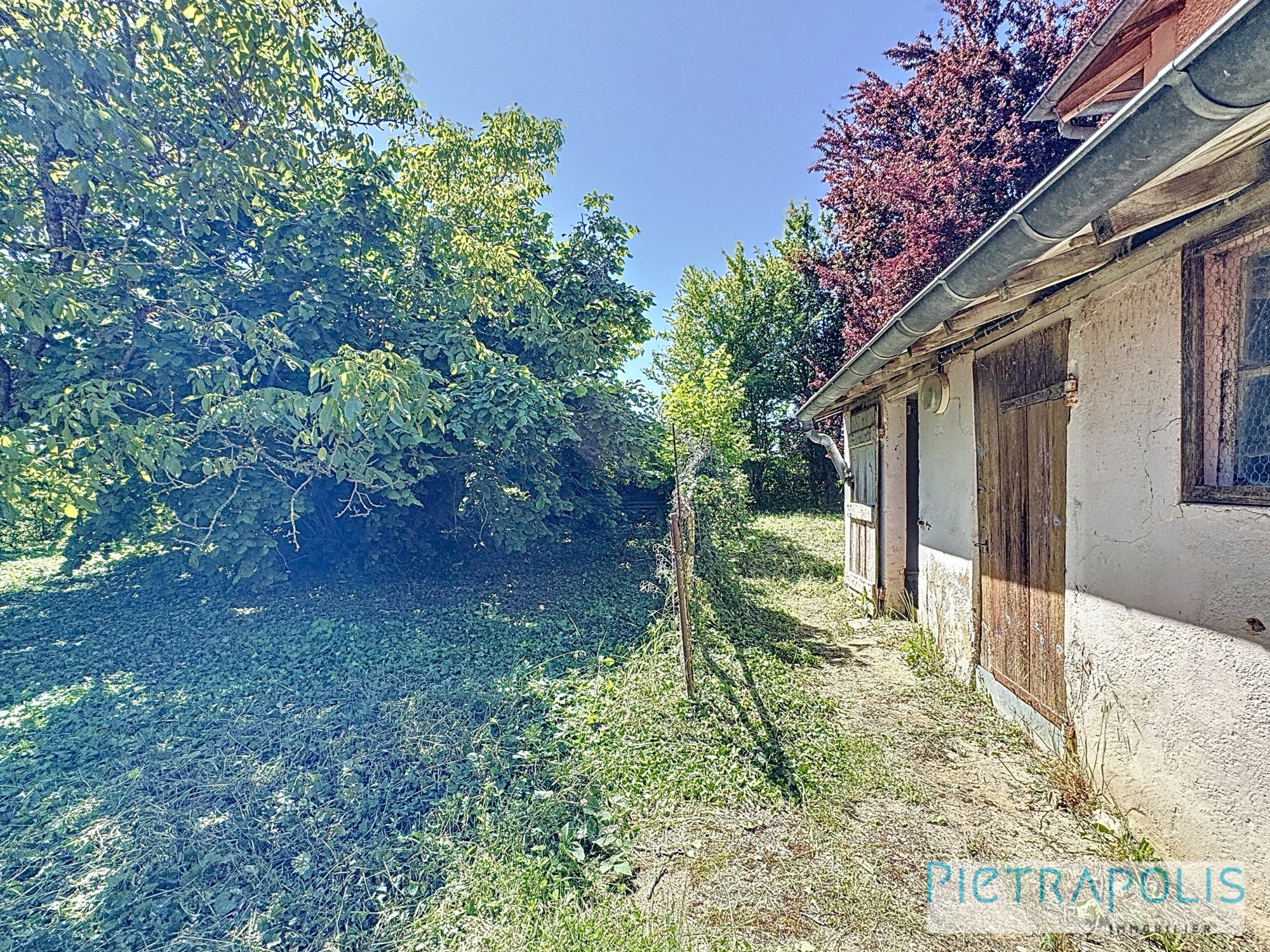 Fermette avec dépendances et hangar proche Villars-les-dombes Bouligneux 01330