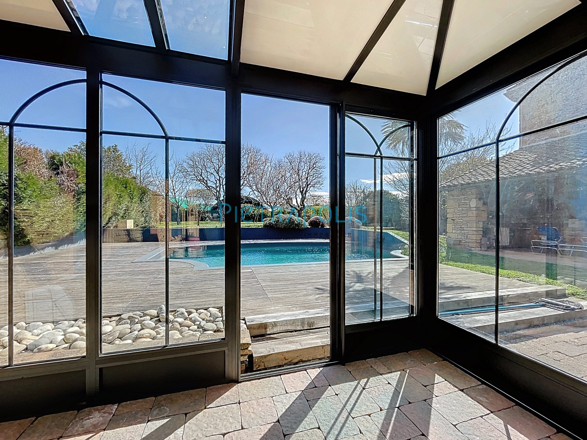 Propriété d'exception en pierres dorées - 9 pièces -280 m² hab - Terrain 1598 m² Marcy 69480