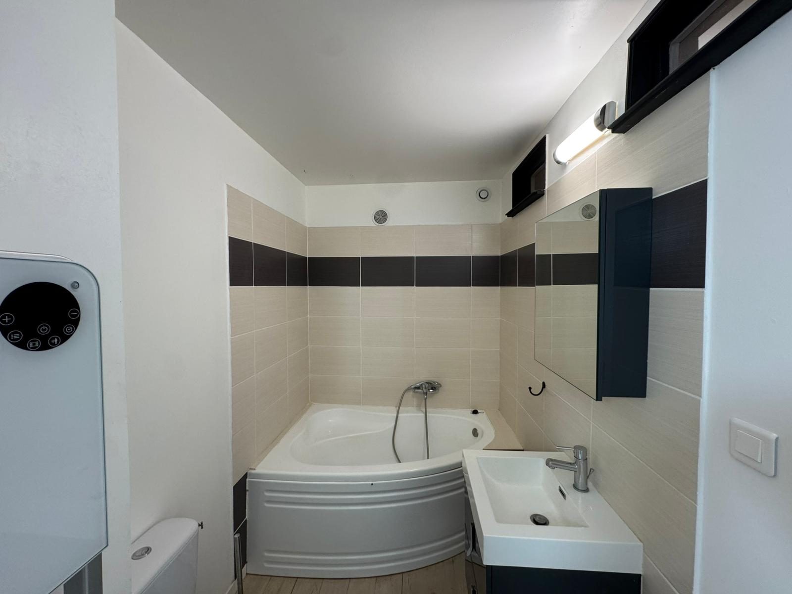 Maison ancienne 108m² avec belle dépendance Saint-Appolinaire 69170