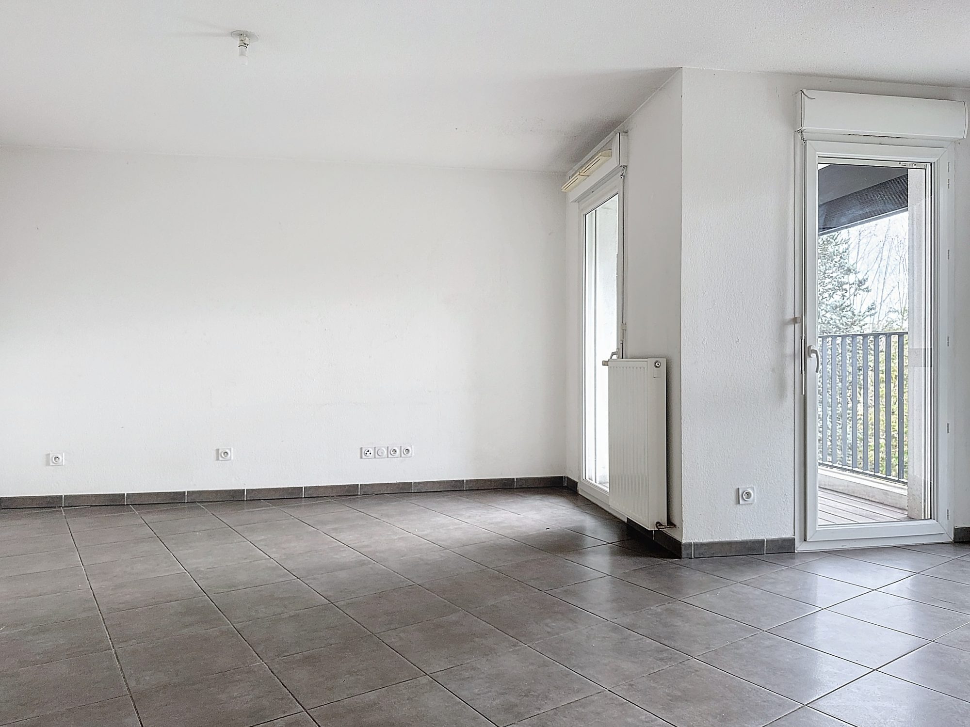 SOUS OFFRE ! Pietrapolis Chaponost, Appartement T3 secteur Alaï de 2013 avec balcon + 2 places de parking en sous-sol Francheville 69340