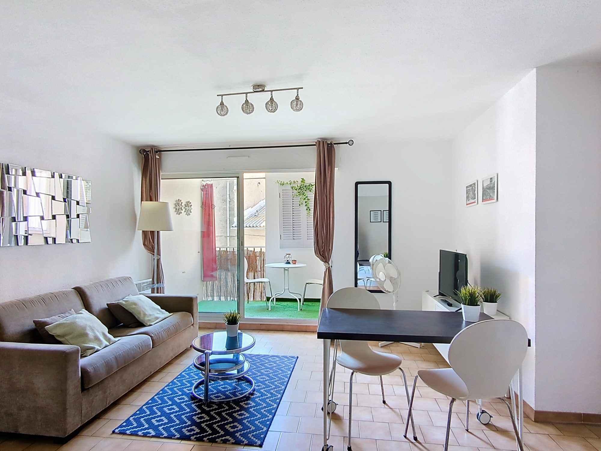 SETE: Centre ville, Studio 29.44m², Terrasse