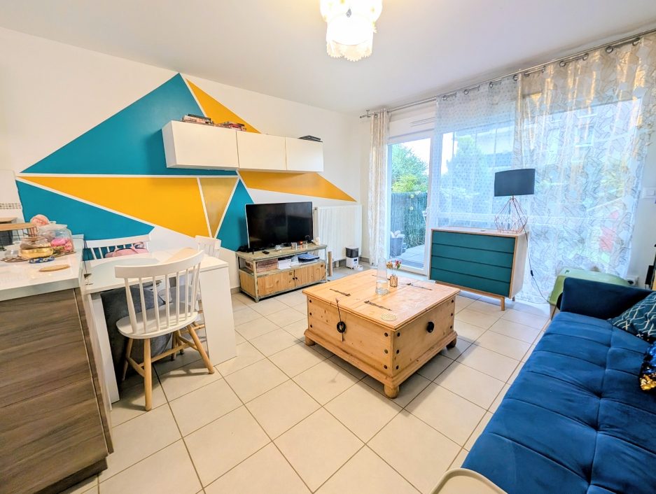 COTE D'OR (21) - CHEVIGNY SAINT SAUVEUR - Superbe T3 avec jardin de 133 m² Chevigny-Saint-Sauveur 21800