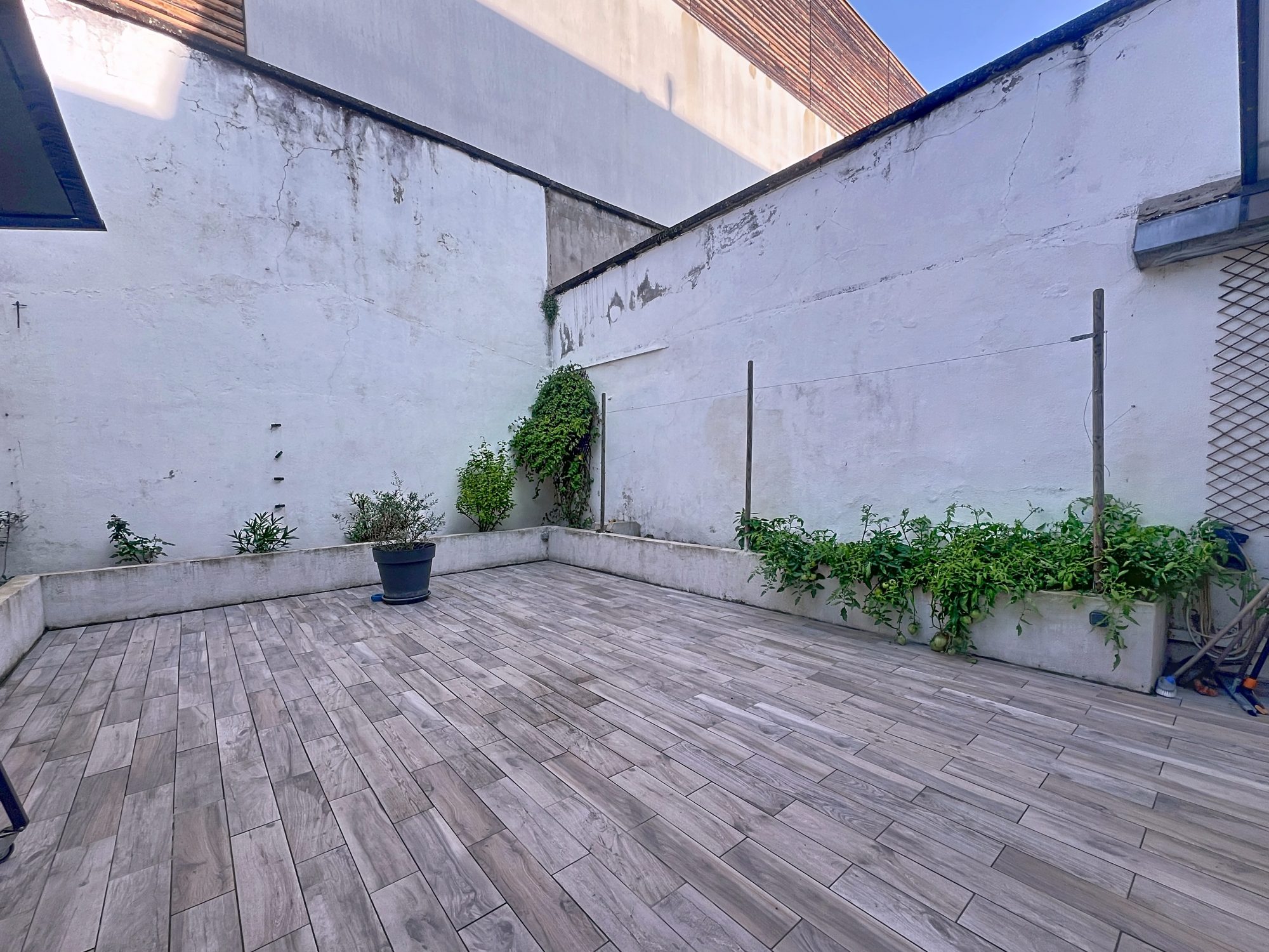 Immeuble de rapport à TARARE dont 2 appartements déjà loués Tarare 69170