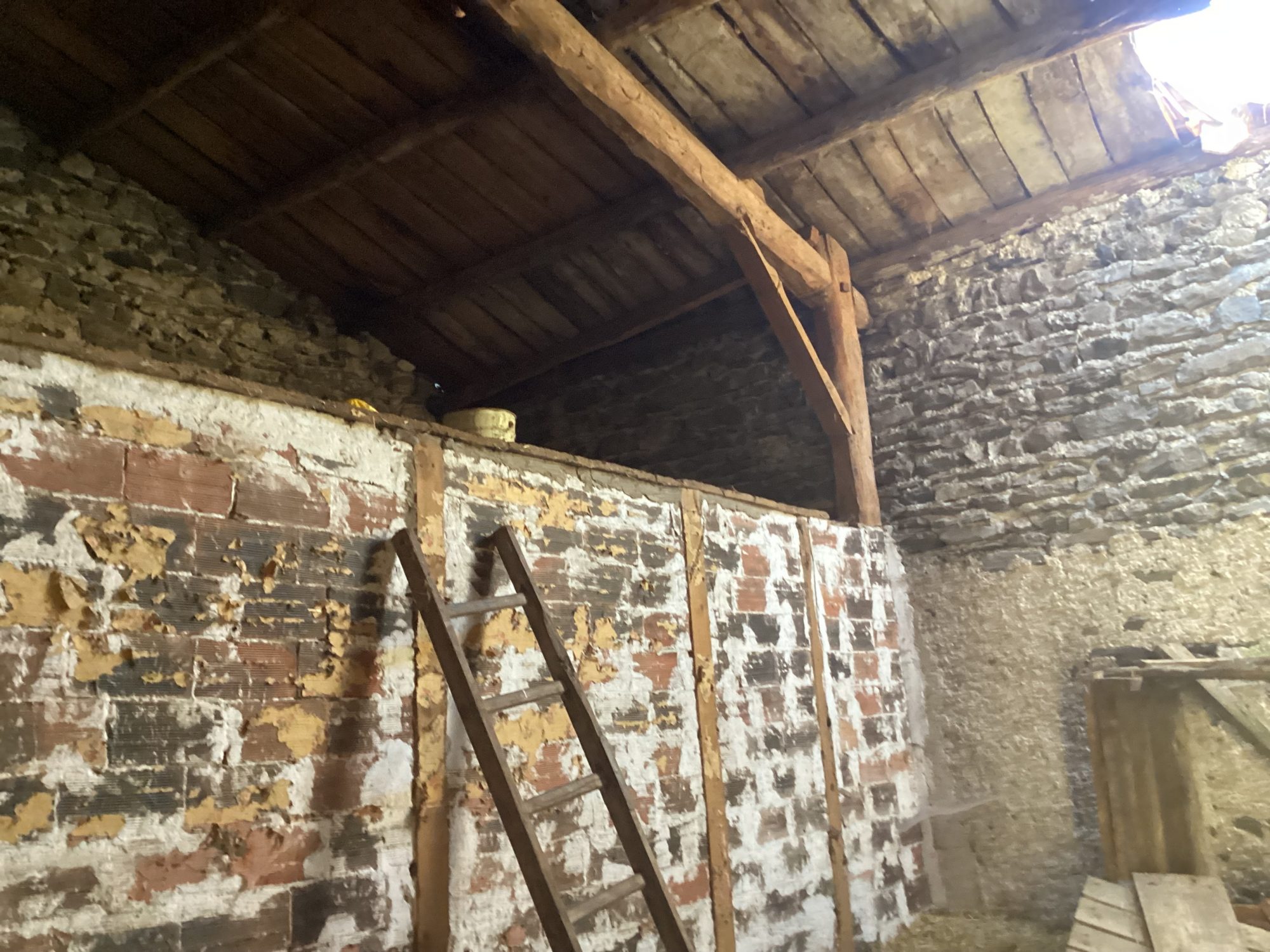 Maison - 5 pièces - 88 m² - Sanssac-l'Église (43320)