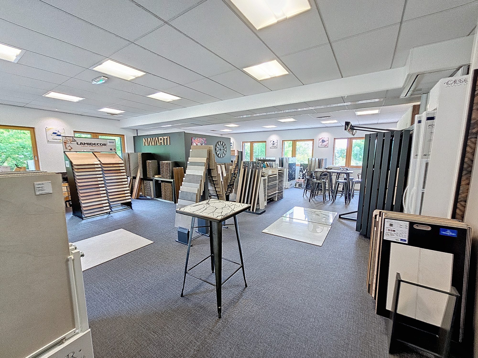 Bureau - 160 m² - Saint-Priest (69800)