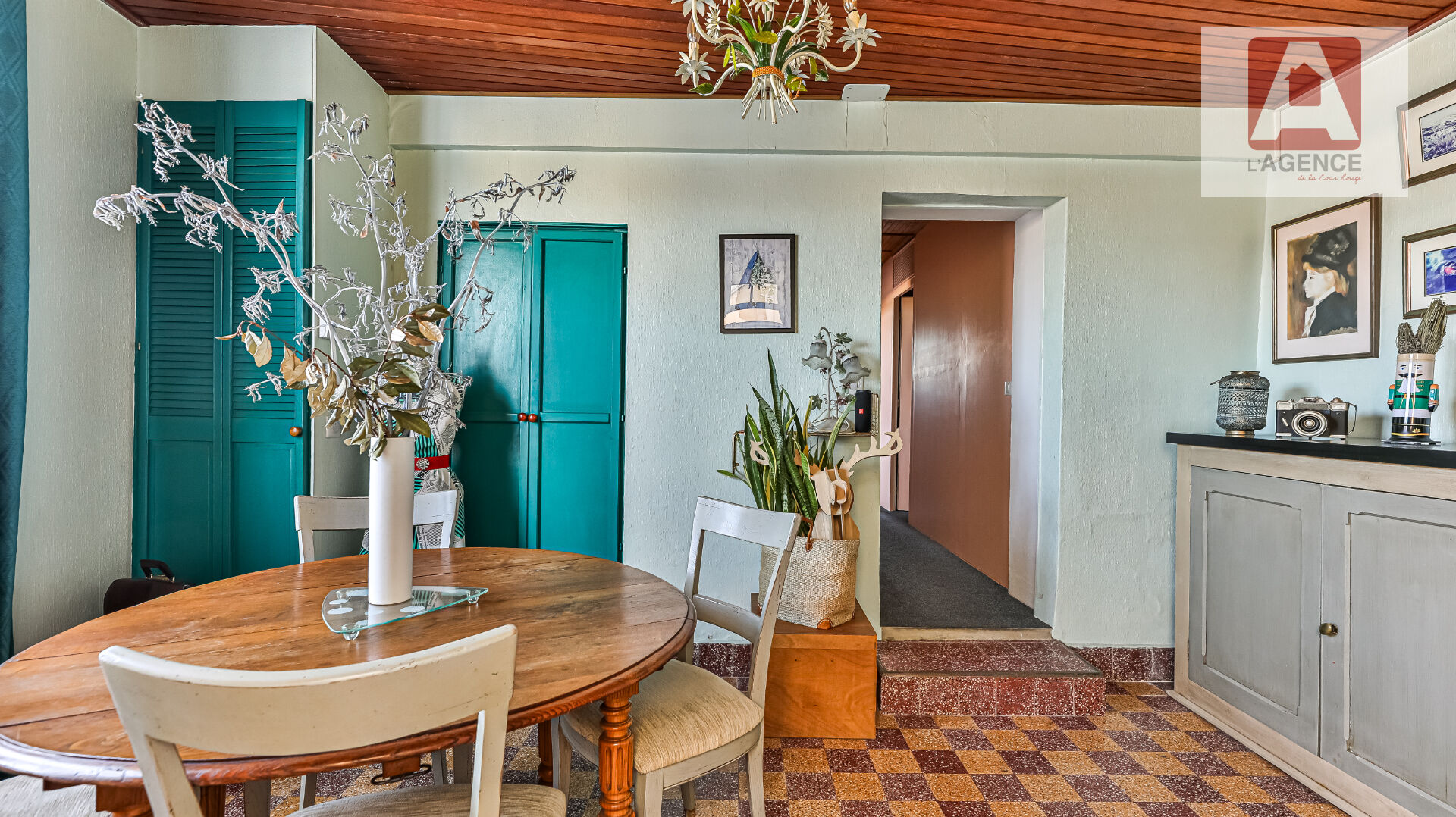 Maison L Aiguillon Sur Vie 3 pièce(s), 1 chambre et 2 bureaux / courette extérieure