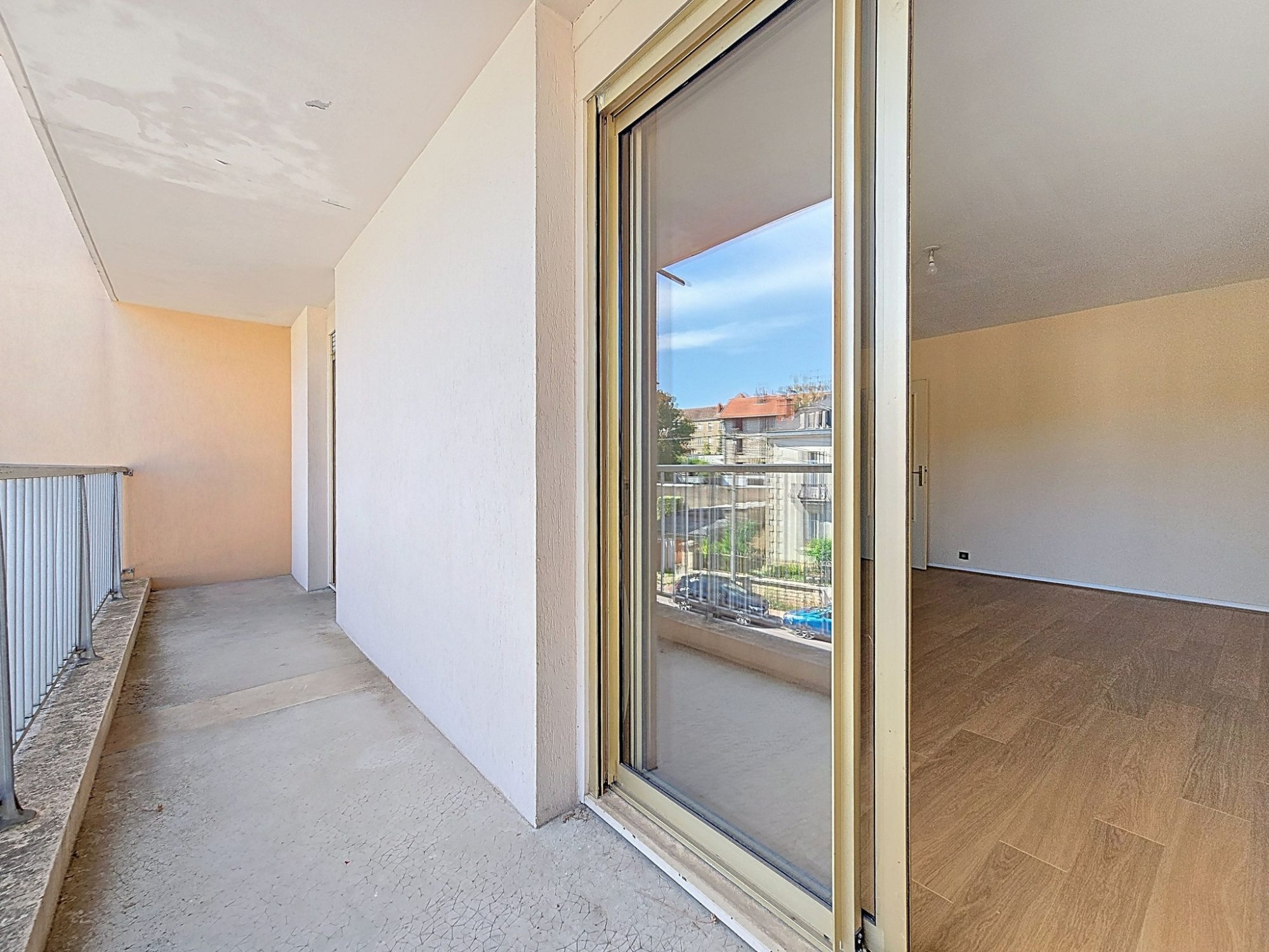 Grand T3/T4 entre le Place du 30 Octobre et le CHU Dijon 21000