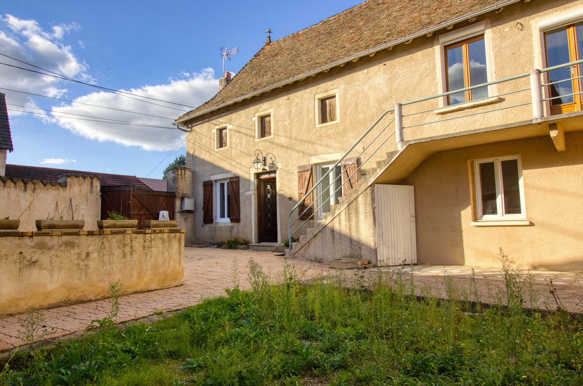 Immeuble - 195 m² - Viré (71260)