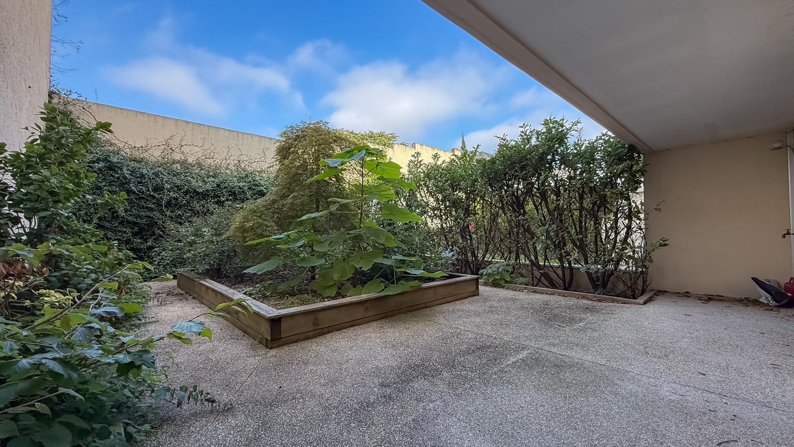 Maison de ville contemporaine  avec jardin et garage Villeurbanne 69100