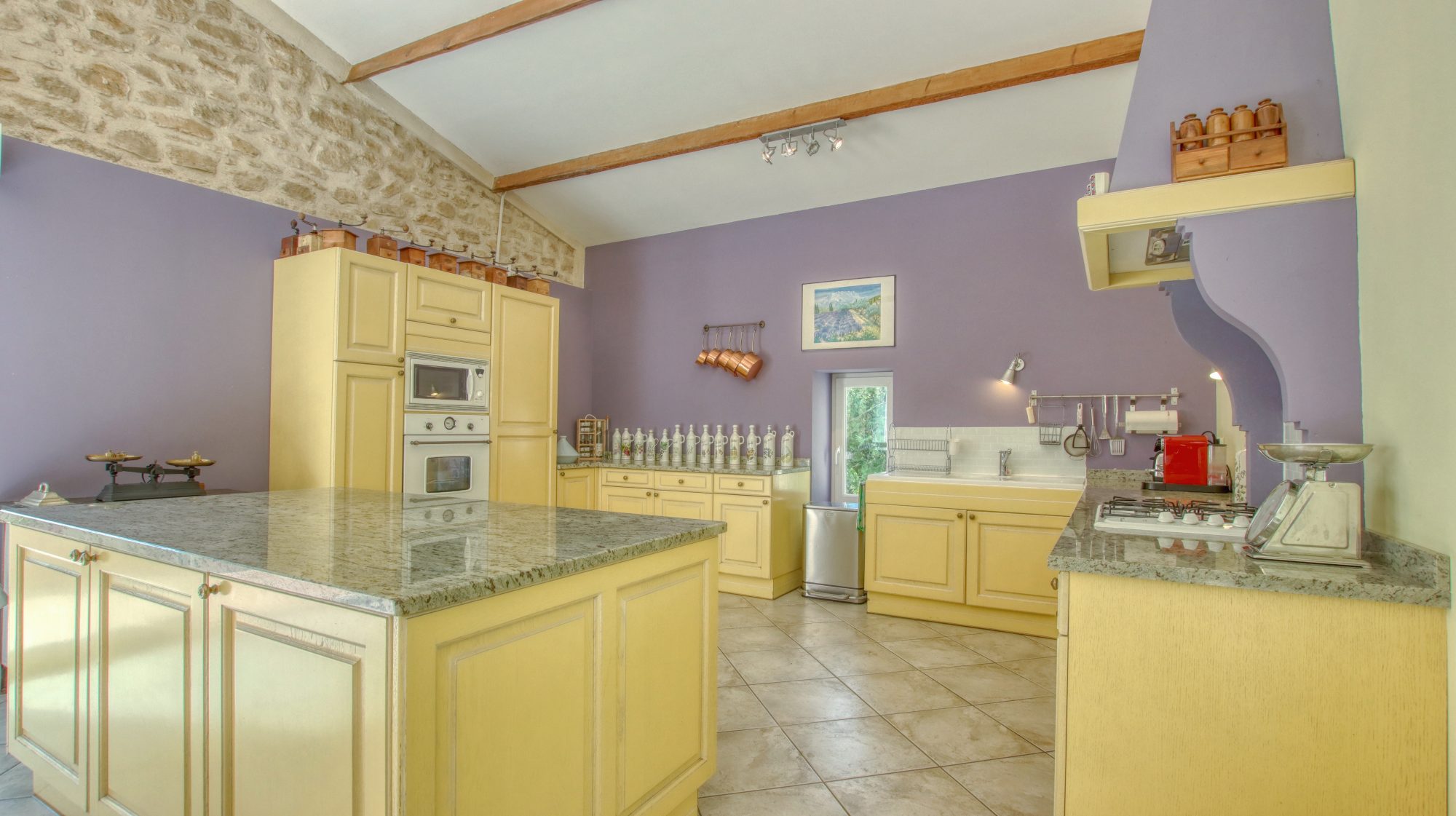 Magnifique bâtisse en pierre Étoile-sur-Rhône 26800