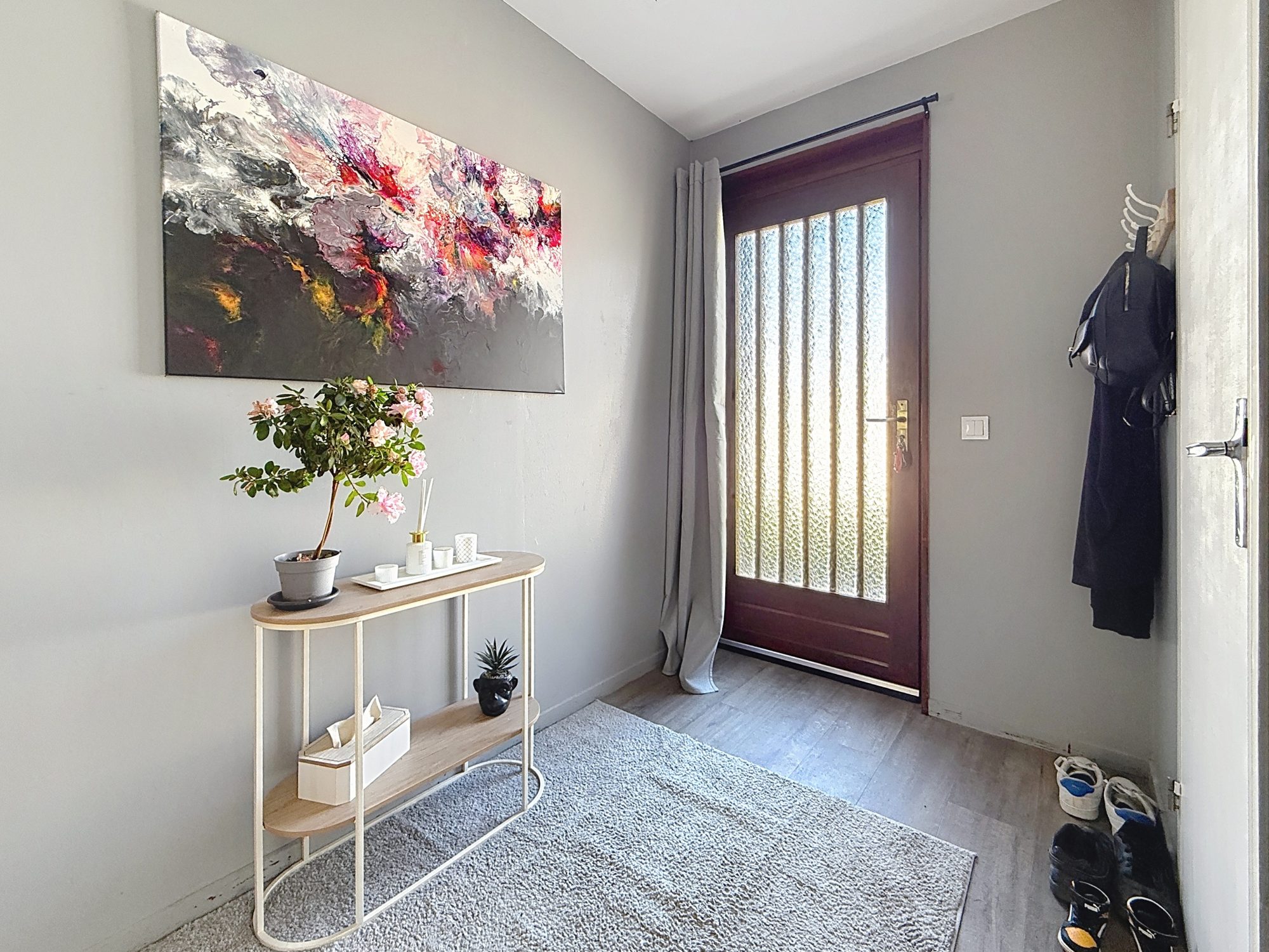 Villa de plain-pied d'environ 100 m² à 20 minutes de Roanne. Briennon 42720