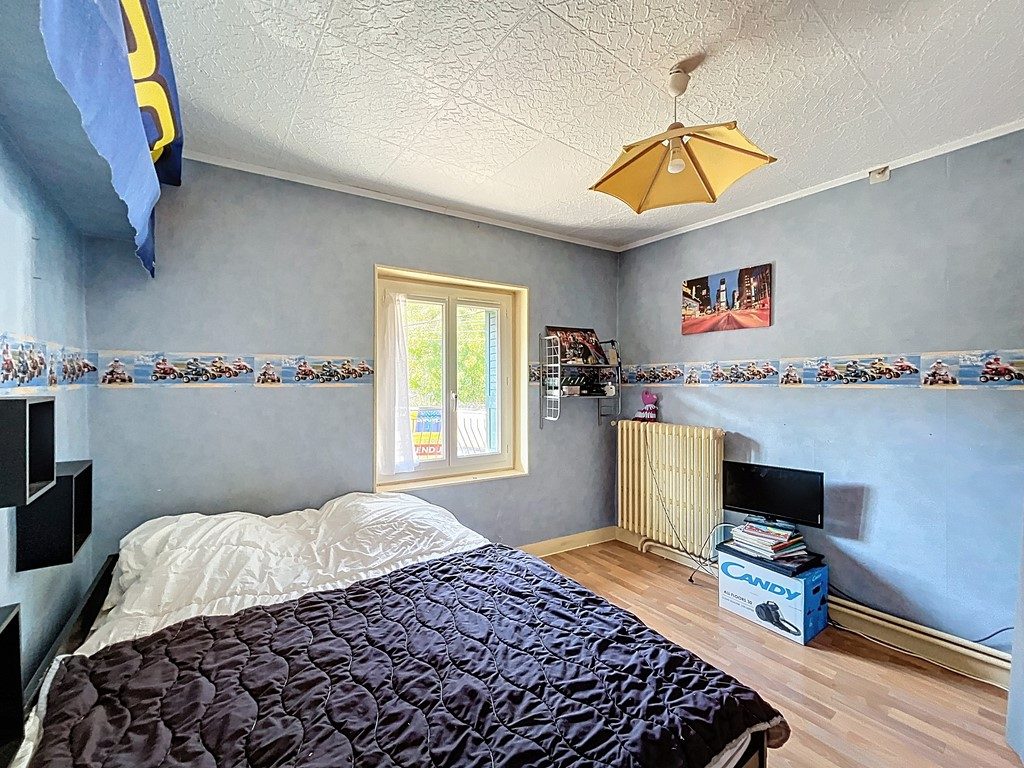 Maison familiale avec grande dépendance et terrain clos – Sail-sous-Couzan (42890) Boën-sur-Lignon 42130