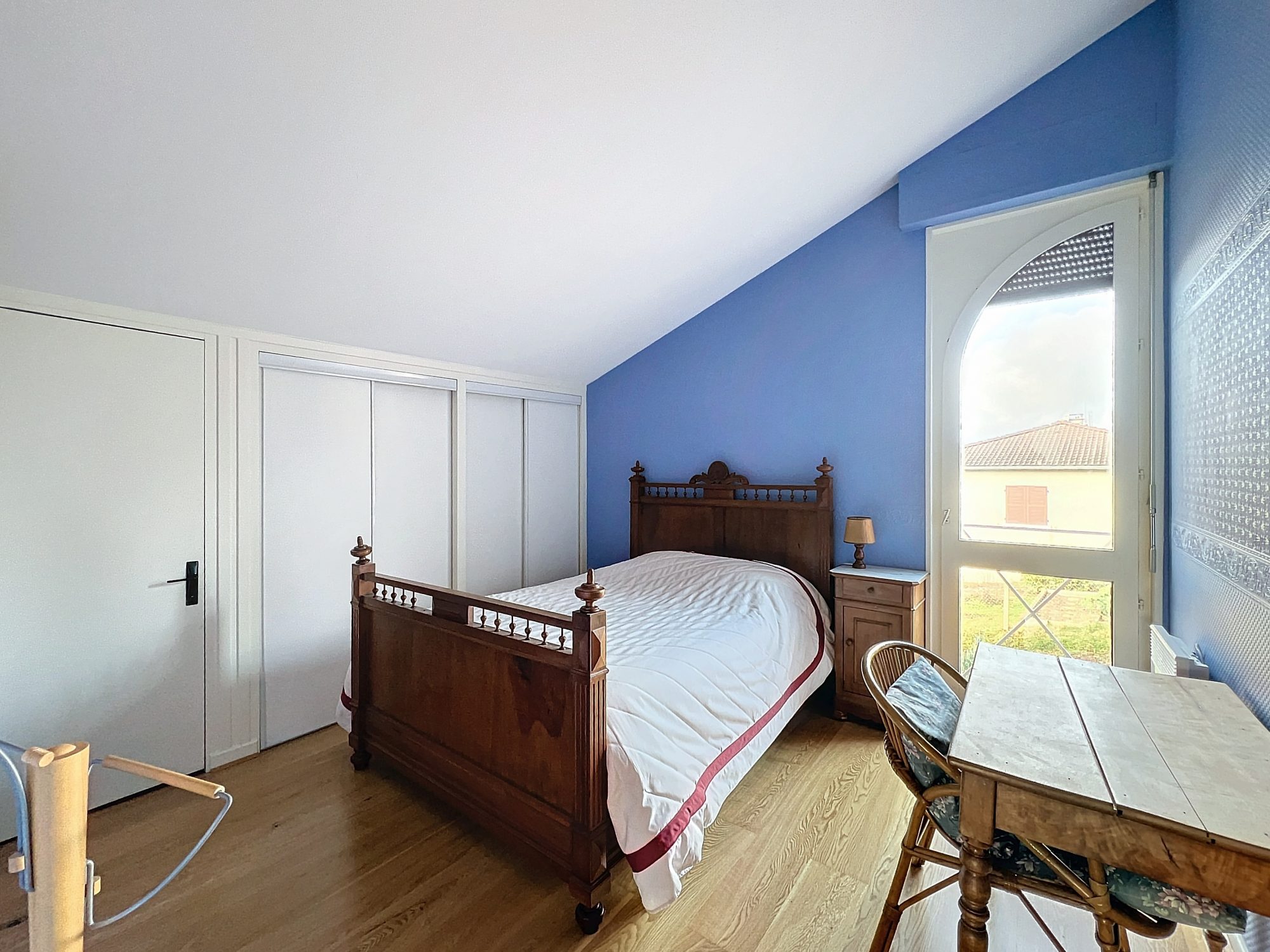 MAISON AVEC TERRAIN, PISCINE et DEPENDANCES Amplepuis 69550