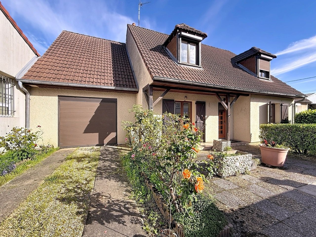 Maison 130 m2 - 4 chambres et garage